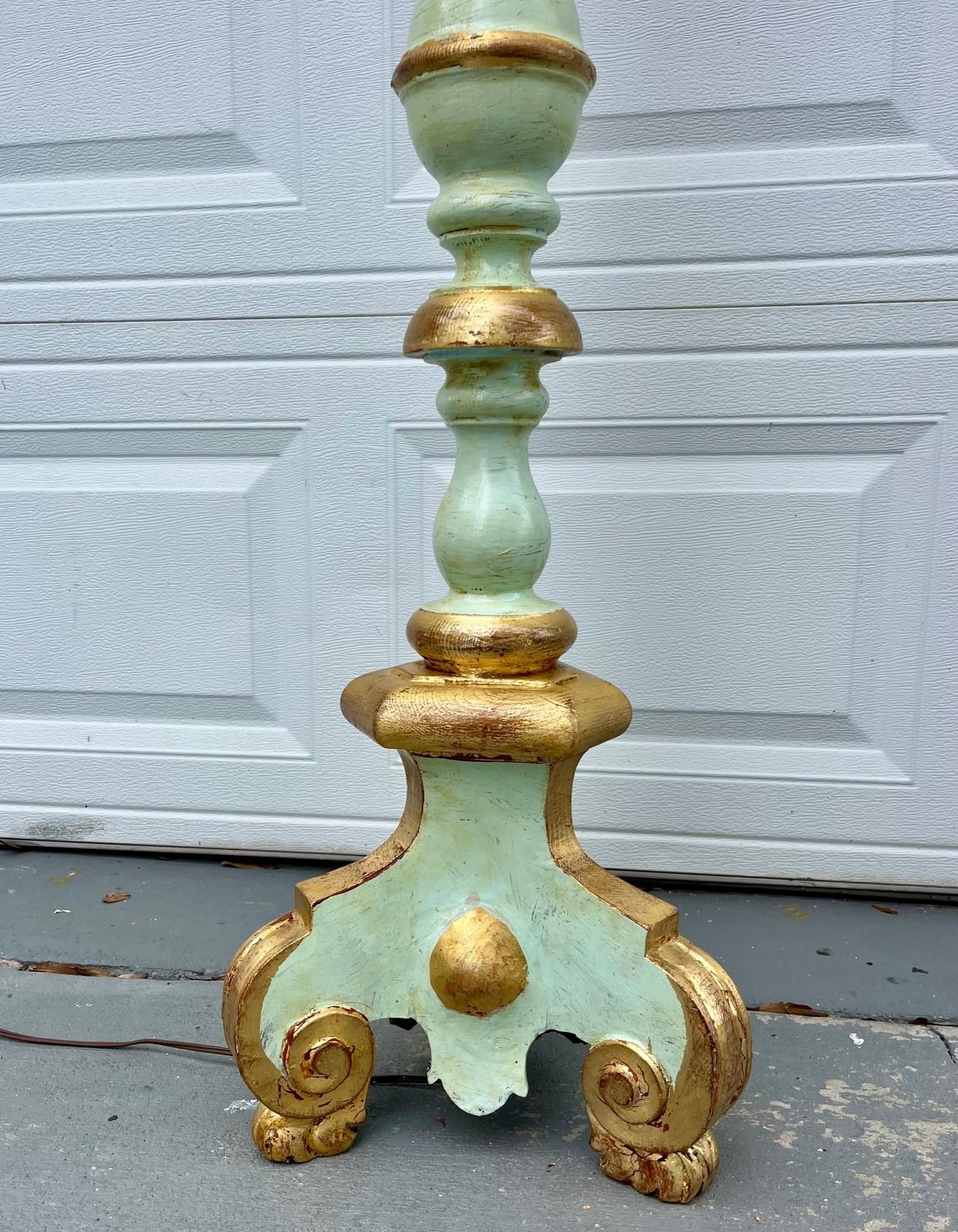 Turned Antique Italian Wood Carved Baroque Style Torchiere Two Light Floor Lamp. For Sale