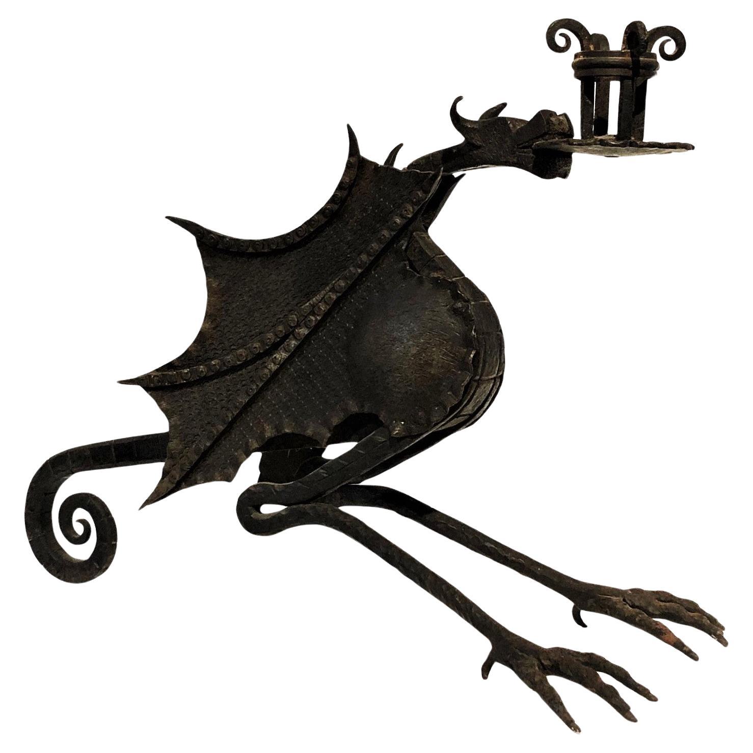 Antiguo Portavelas Dragón Italiano de Hierro Forjado, Siglo XIX