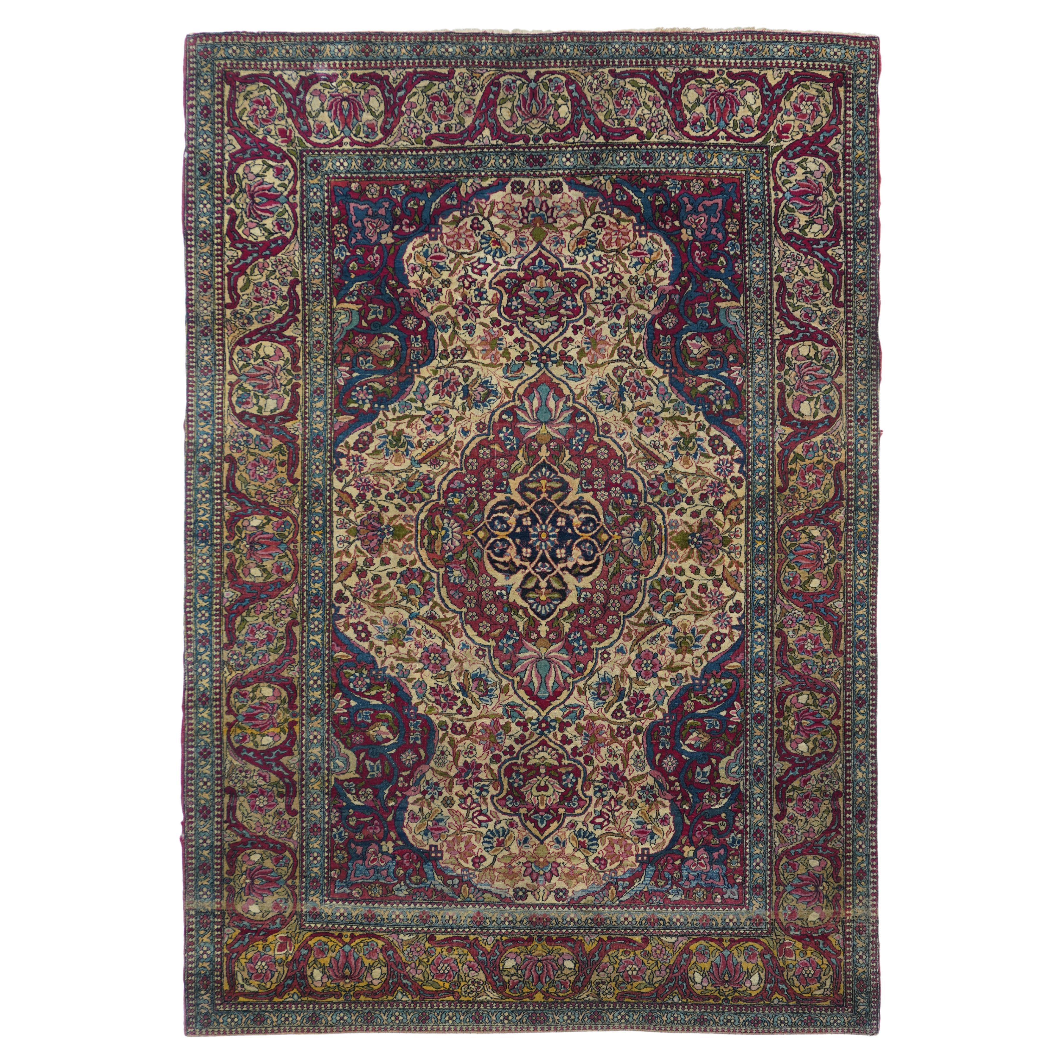 Tapis d'Ispahan ivoire ancien 4'9'' x 7'0''