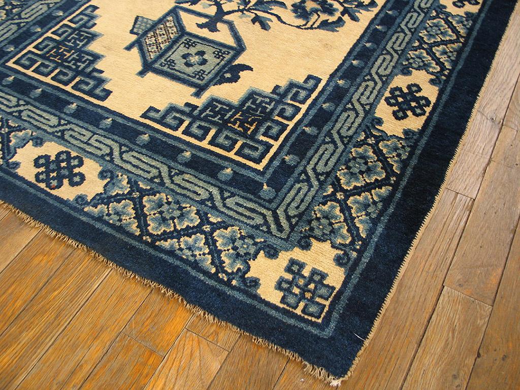 Wool Early 20th Century N. Chinese Baotou Carpet ( 3' x 6' - 91 x 183 )  For Sale