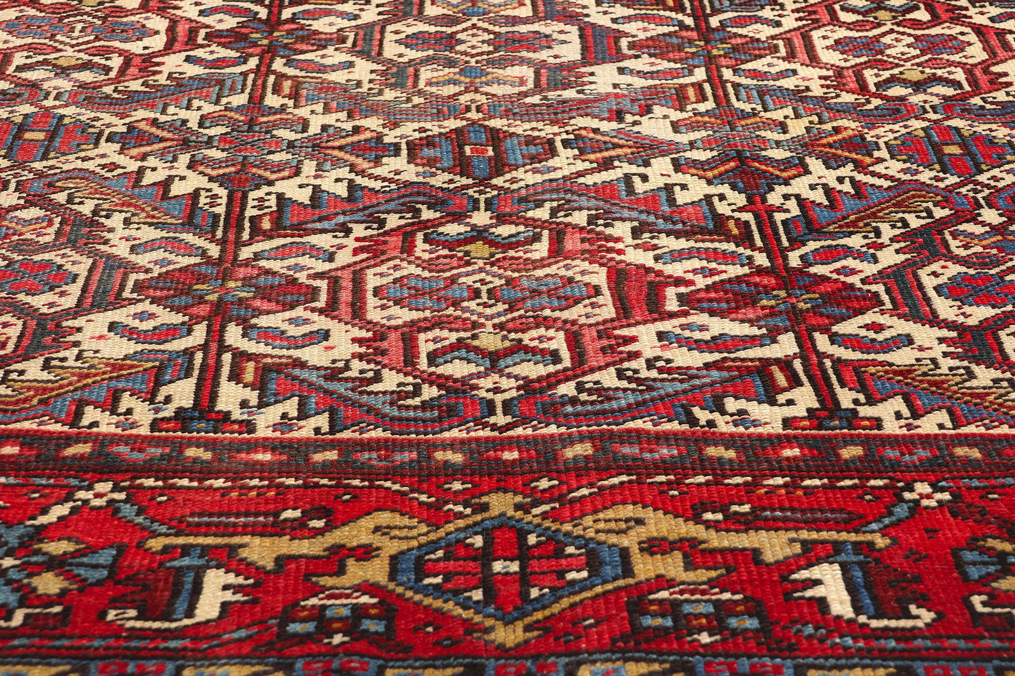 Antique Ivory Persian Dragon Serapi Heriz Carpet In Good Condition For Sale In Dallas, TX