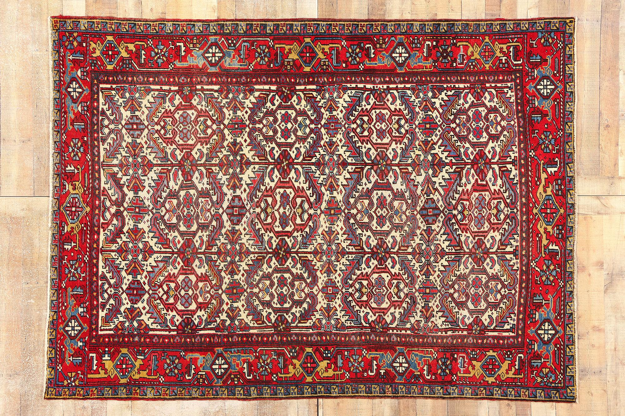 Antiker elfenbeinfarbener persischer Serapi Heriz-Teppich mit Drachen (Wolle) im Angebot