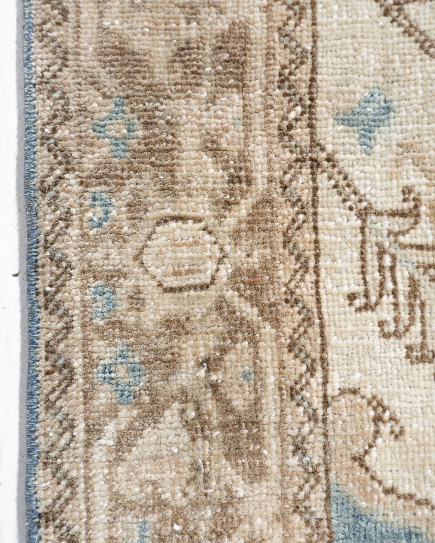 Tapis persan Heriz ivoire ancien  3'7 x 4'5 en vente 2