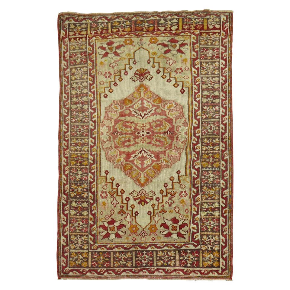 Beautiful Ivory-Ground Oushak Carpet For Sale at 1stDibs
