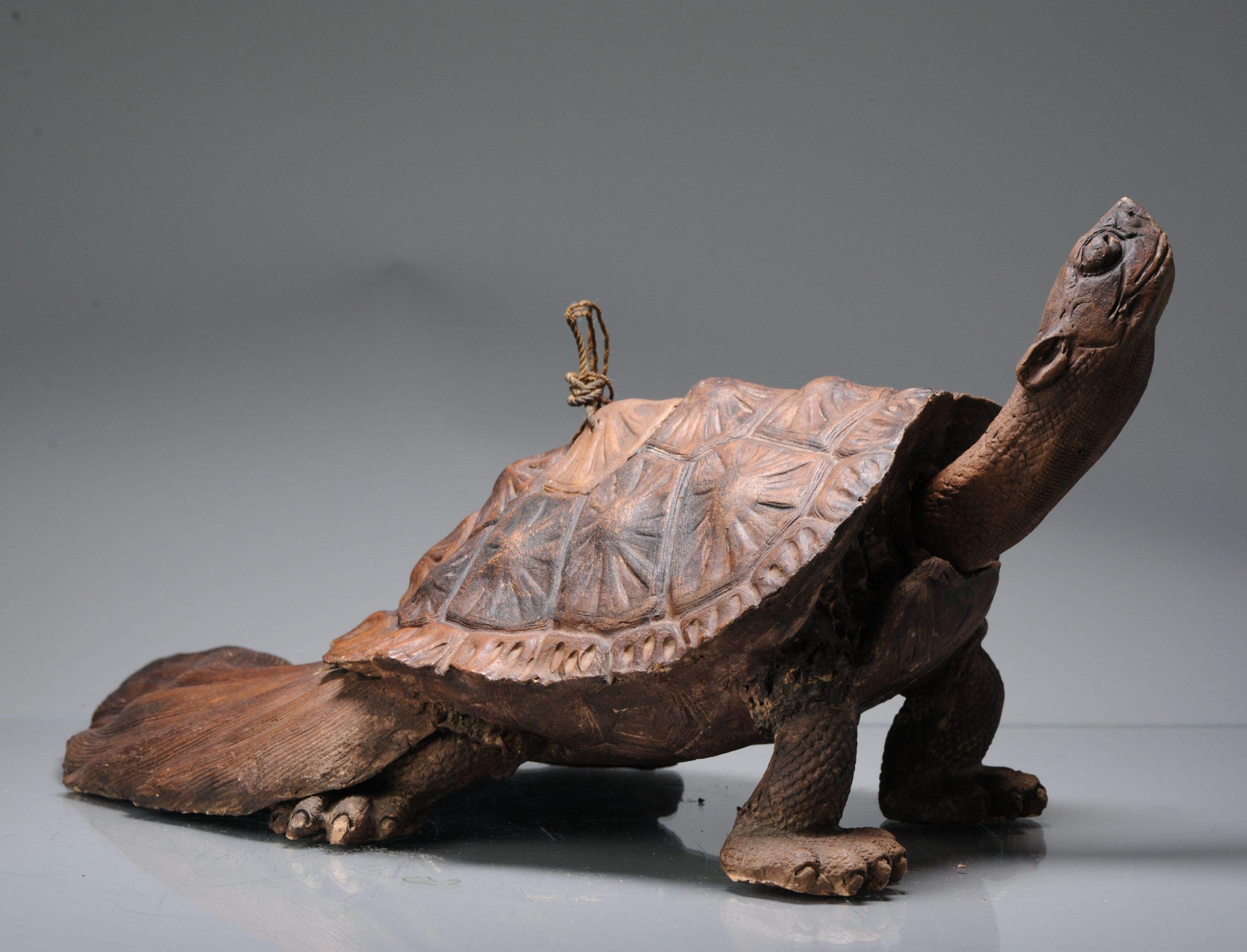 Antique Iwayaki Earthenware Edo Incense Burner of a Turtle 19th Century Japan For Sale 1