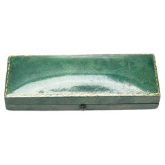 Scatola d'epoca per spille o spille da bavero J. Harvie Oban, verde