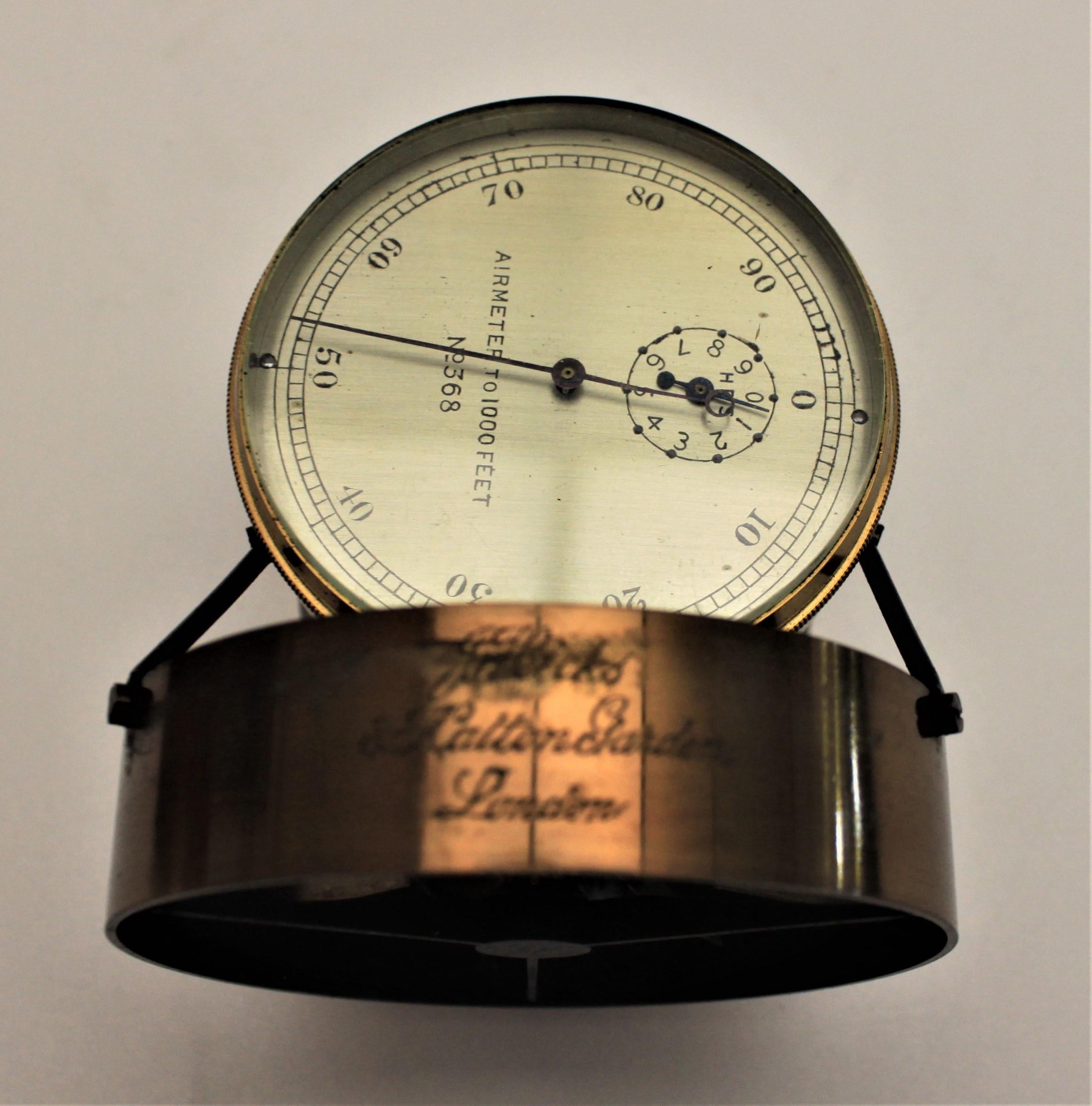 Émaillé J. Hicks London Brass Scientific Air Meter Instrument avec étui en bois