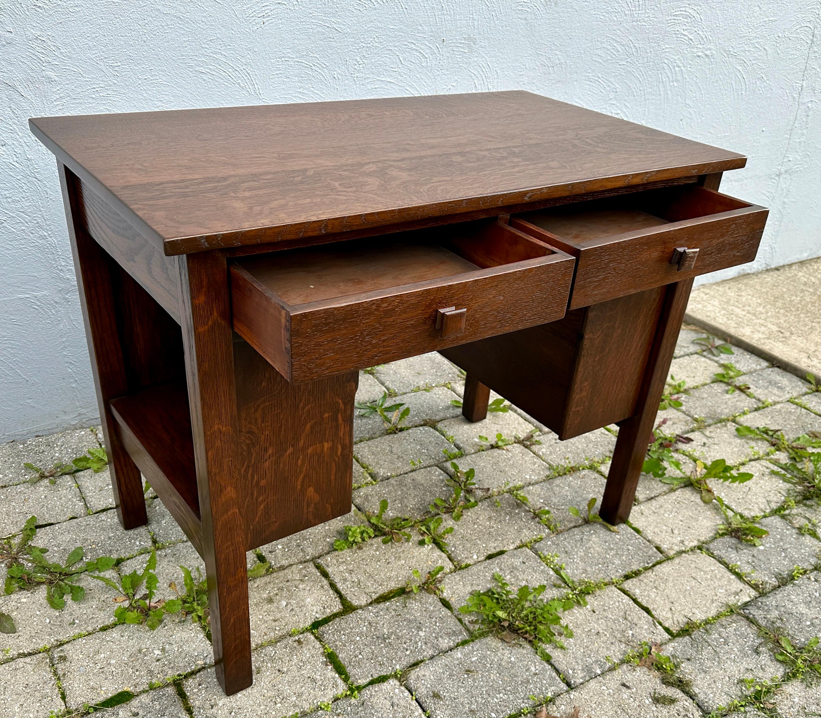 American Antique ARTS &CRAFTS J. M. Young Desk - Stickley era - W8127 - A SPECIAL SALE For Sale