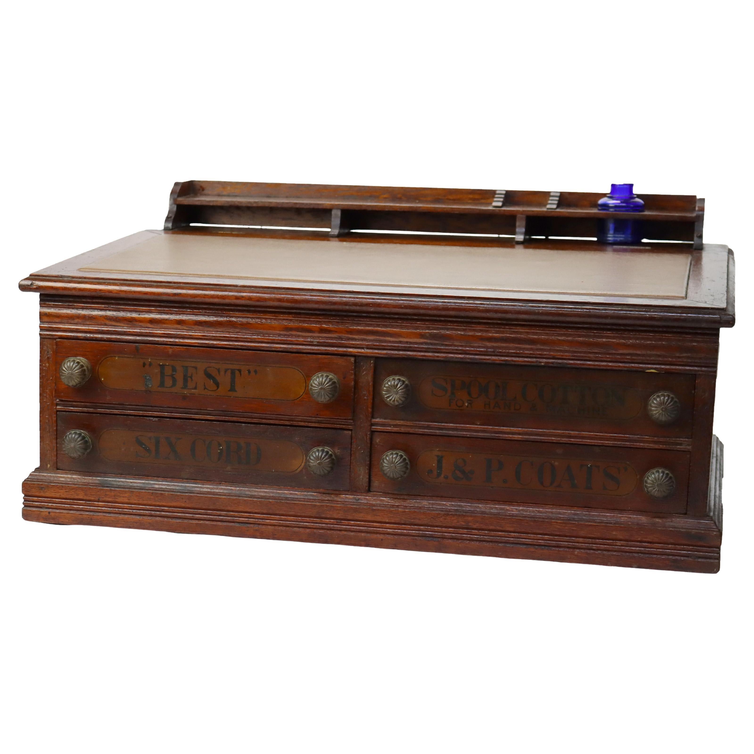 Antico mobile a quattro cassetti con piano sollevabile in Oak di J & P Coates firmato C1890 in vendita
