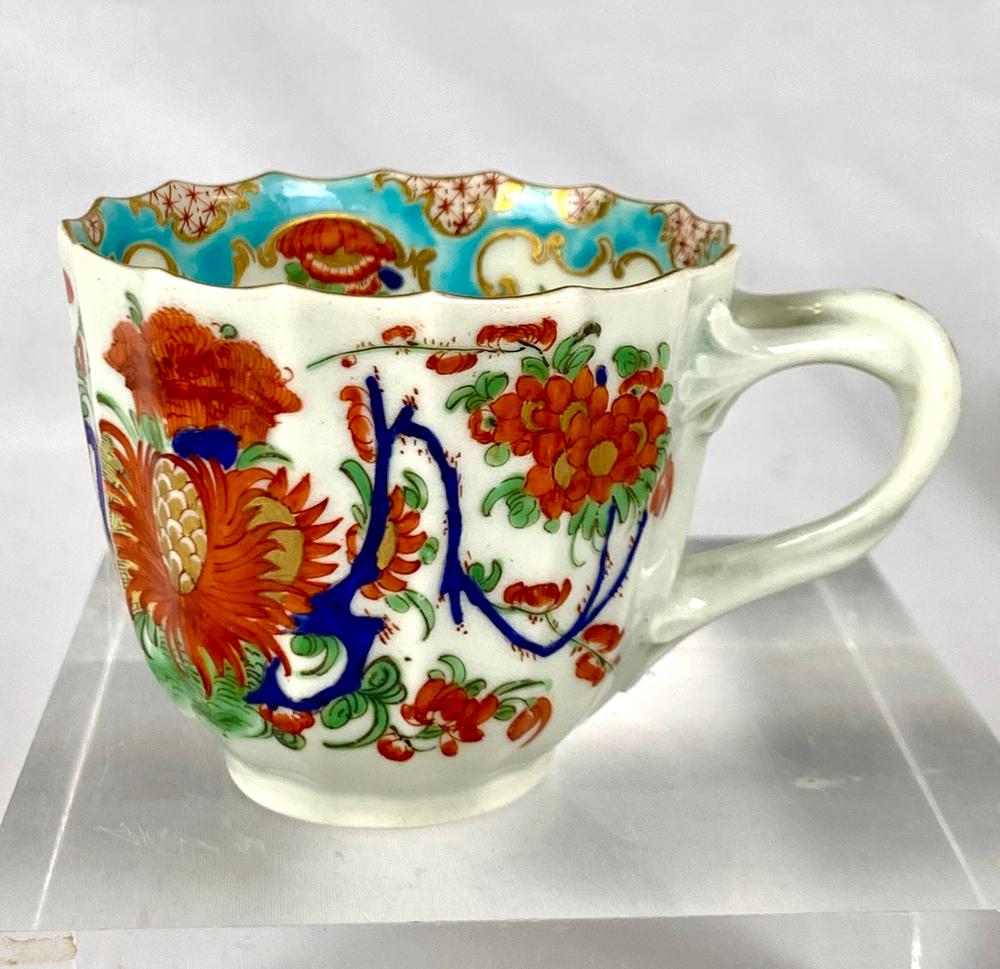 Antique Jabberwocky Pattern Cup and Saucer First Period Worcester Circa 1770 In Excellent Condition In Katonah, NY
