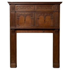 Cheminée anglaise ancienne de style Jacobean