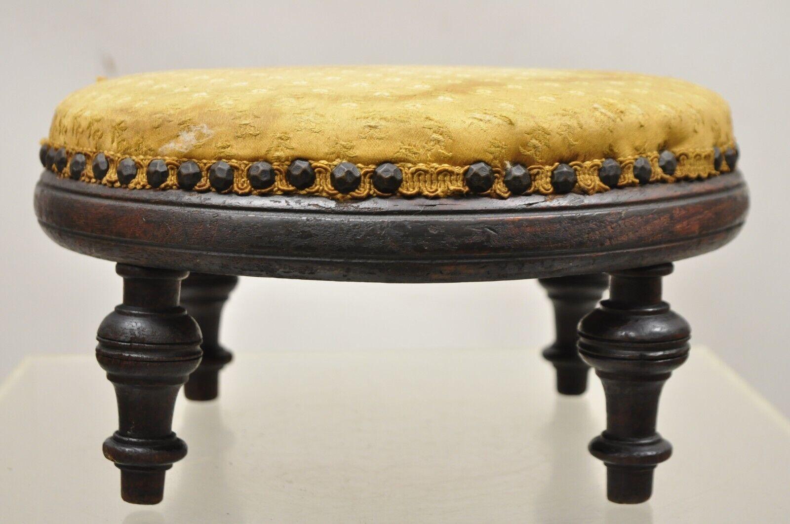 small round foot ottoman