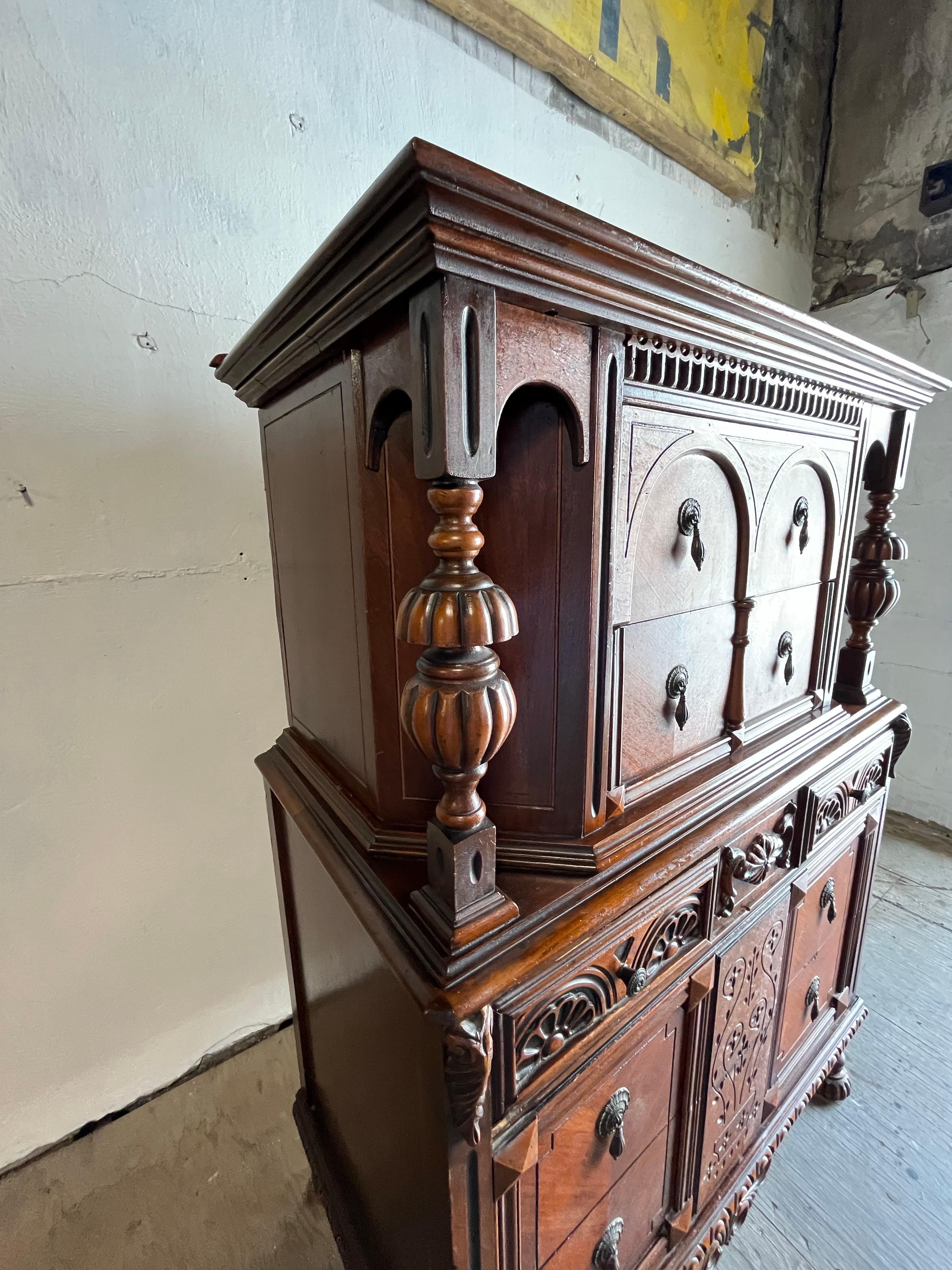 Ancienne huche en chêne tigré Jacobean Bon état - En vente à W Allenhurst, NJ