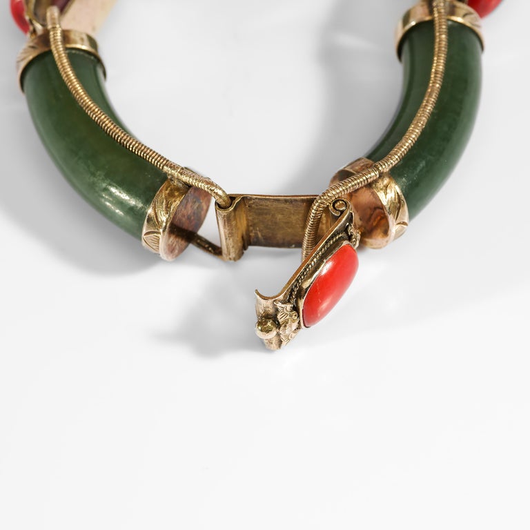Artisan Antique Jade and Coral Link Bracelet, circa 1900 or Earlier