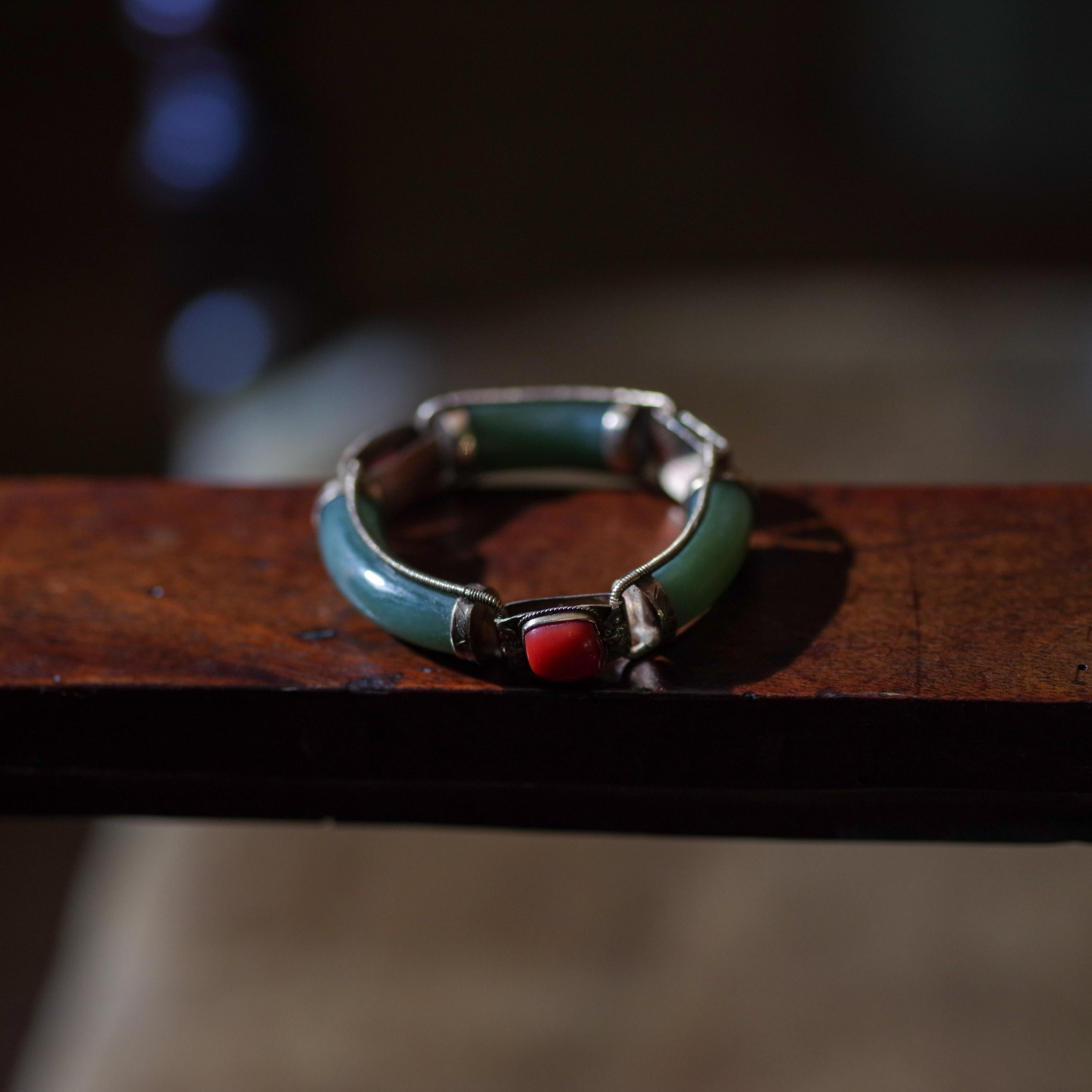 Artisan Antique Jade and Coral Link Bracelet, circa 1900 or Earlier