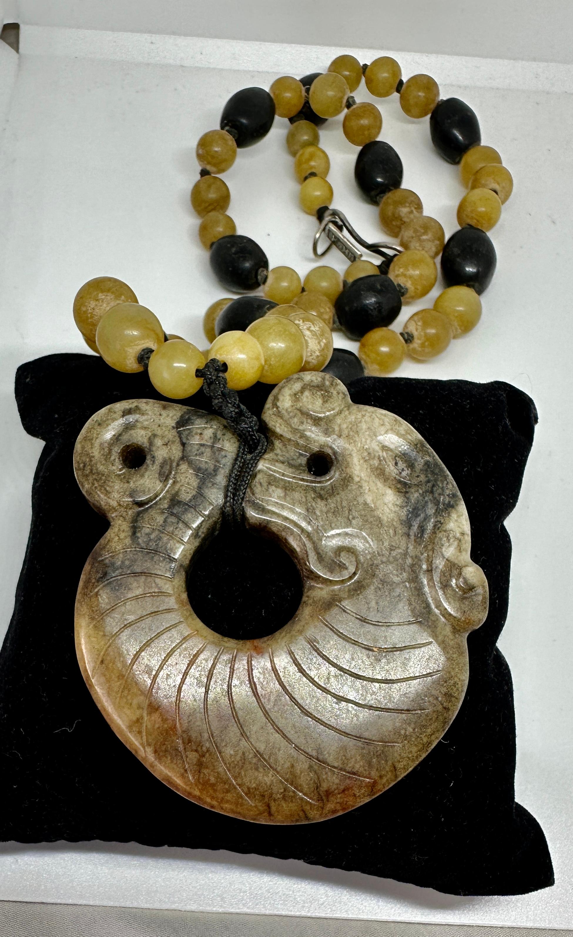 Artisan Antique Jade Dragon Necklace Beads Silver Estate Actress Mary Lou Daves For Sale