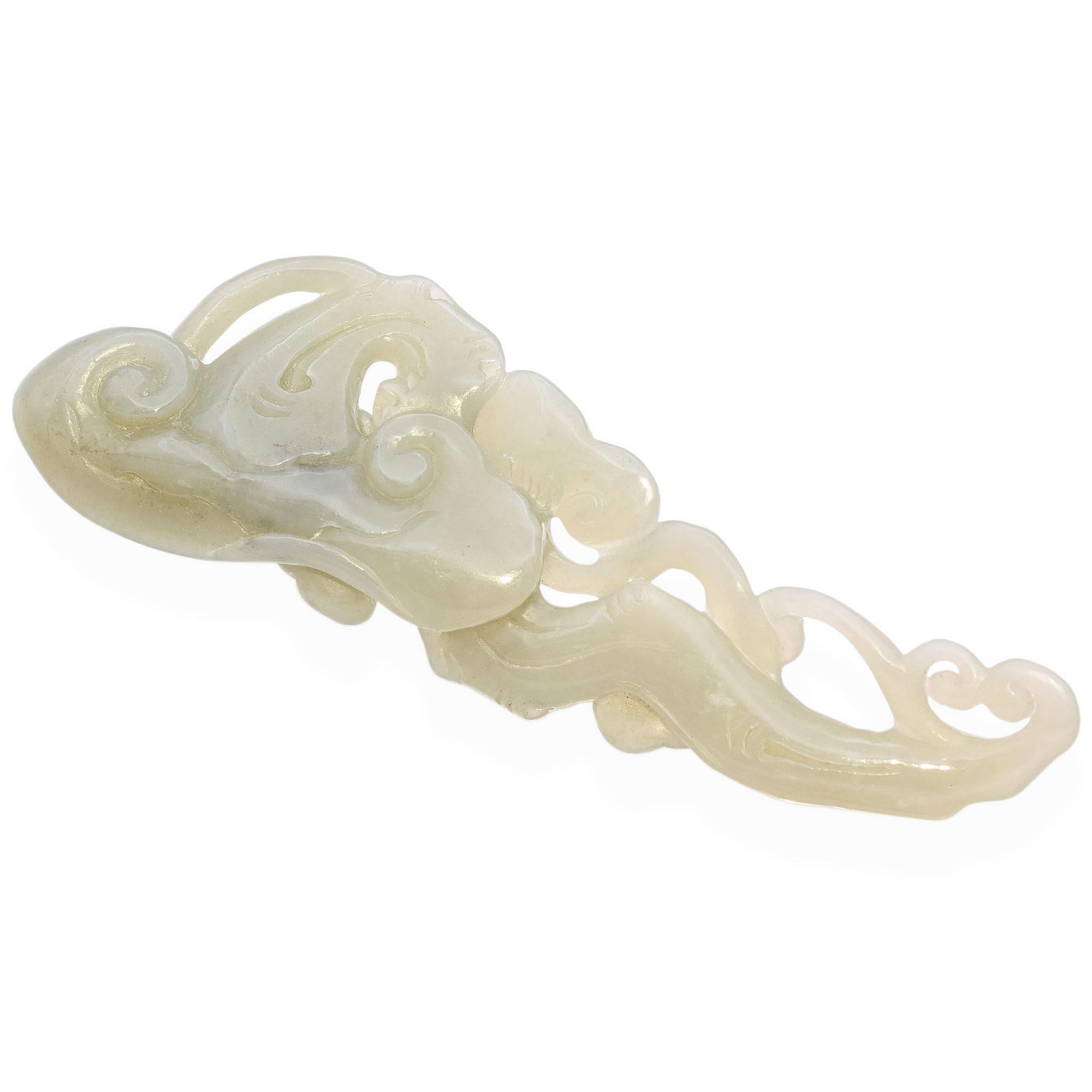 Antique Jade Gourd Carving In Good Condition For Sale In New York, NY