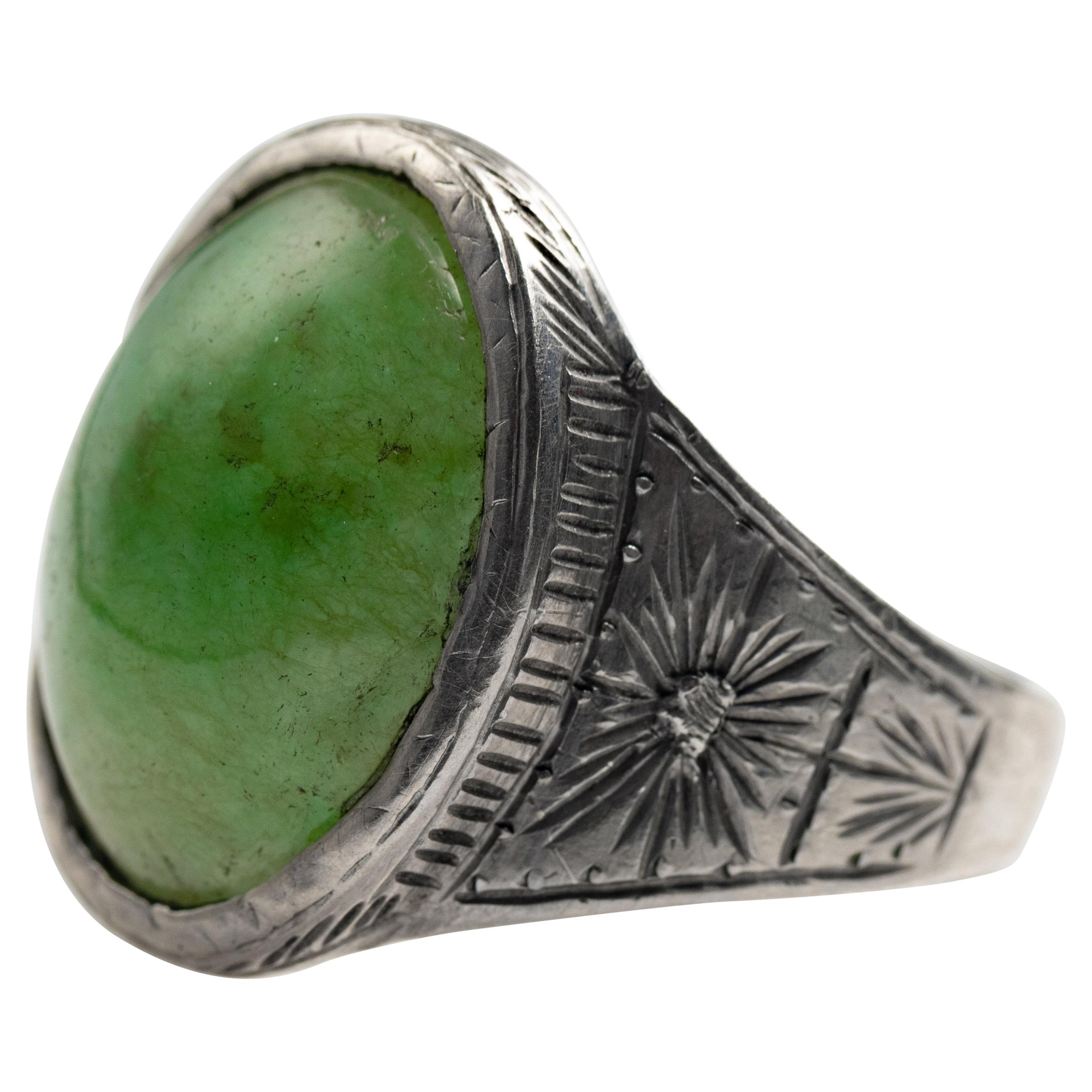 54 Jade Ring   Antik Style  Gr