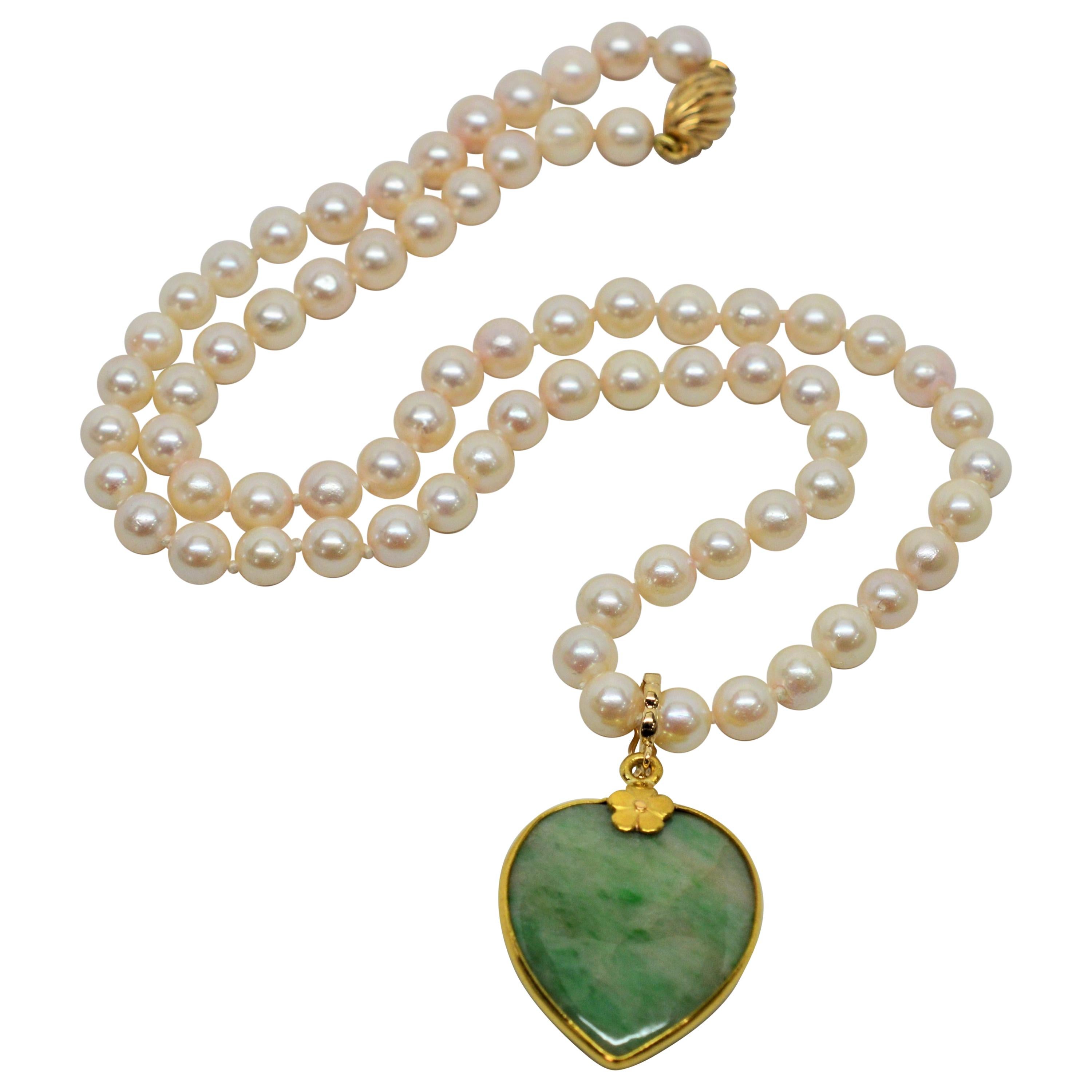 Antique Jade Yellow Gold Heart Pendant on Pearl Necklace