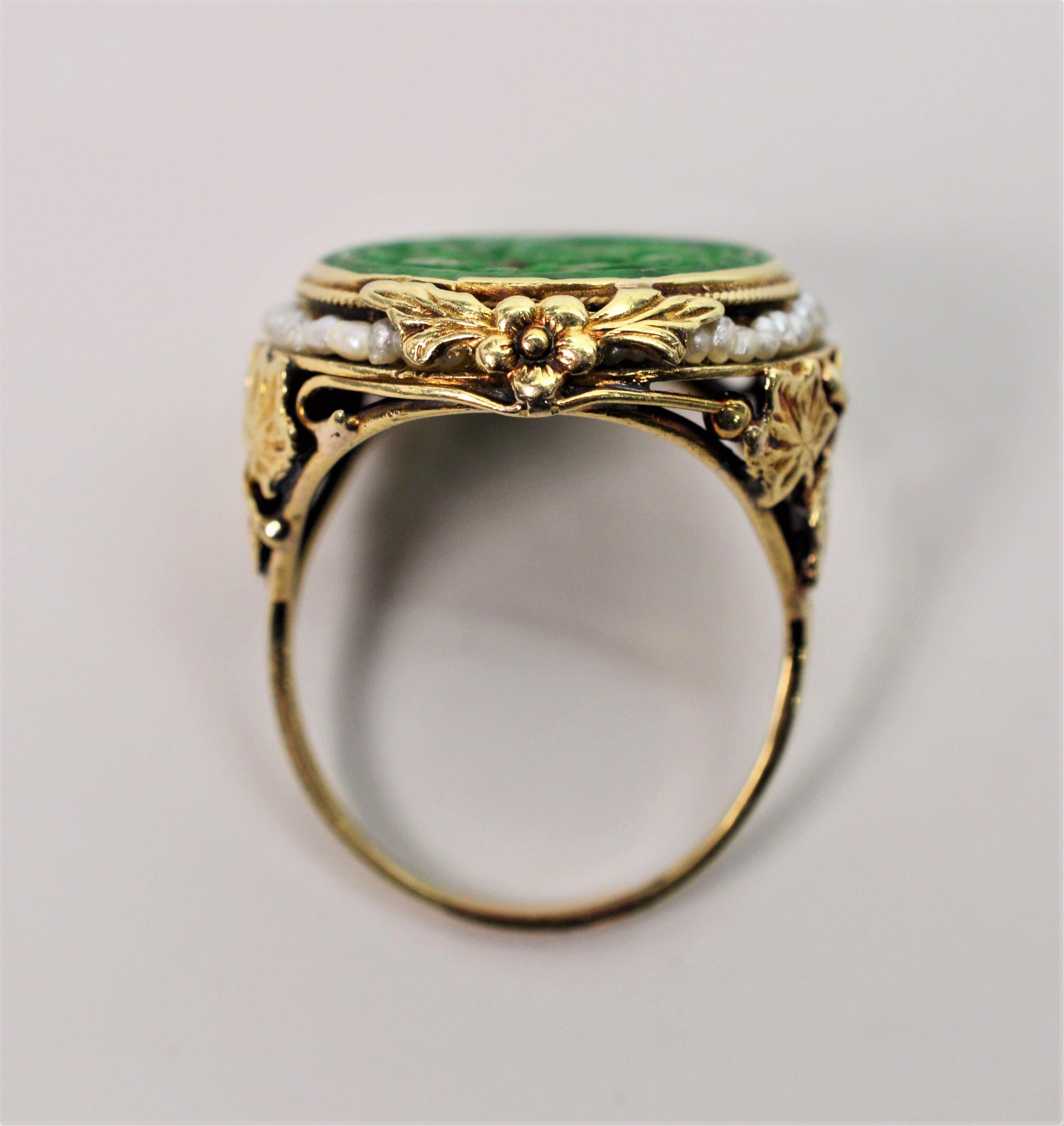 Antique Jade Yellow Gold Ring with Pearl Accents In Good Condition In Mount Kisco, NY