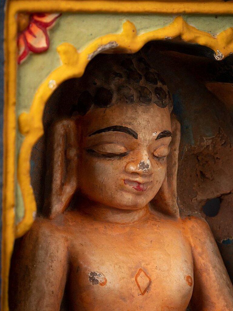 Antike Jain-Statue aus einem indischen Tempel aus Indien im Angebot 6