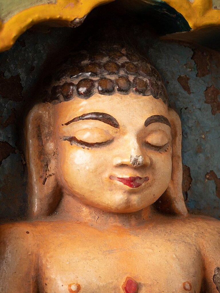 Antique Jain Statue from an Indian Temple from India 7