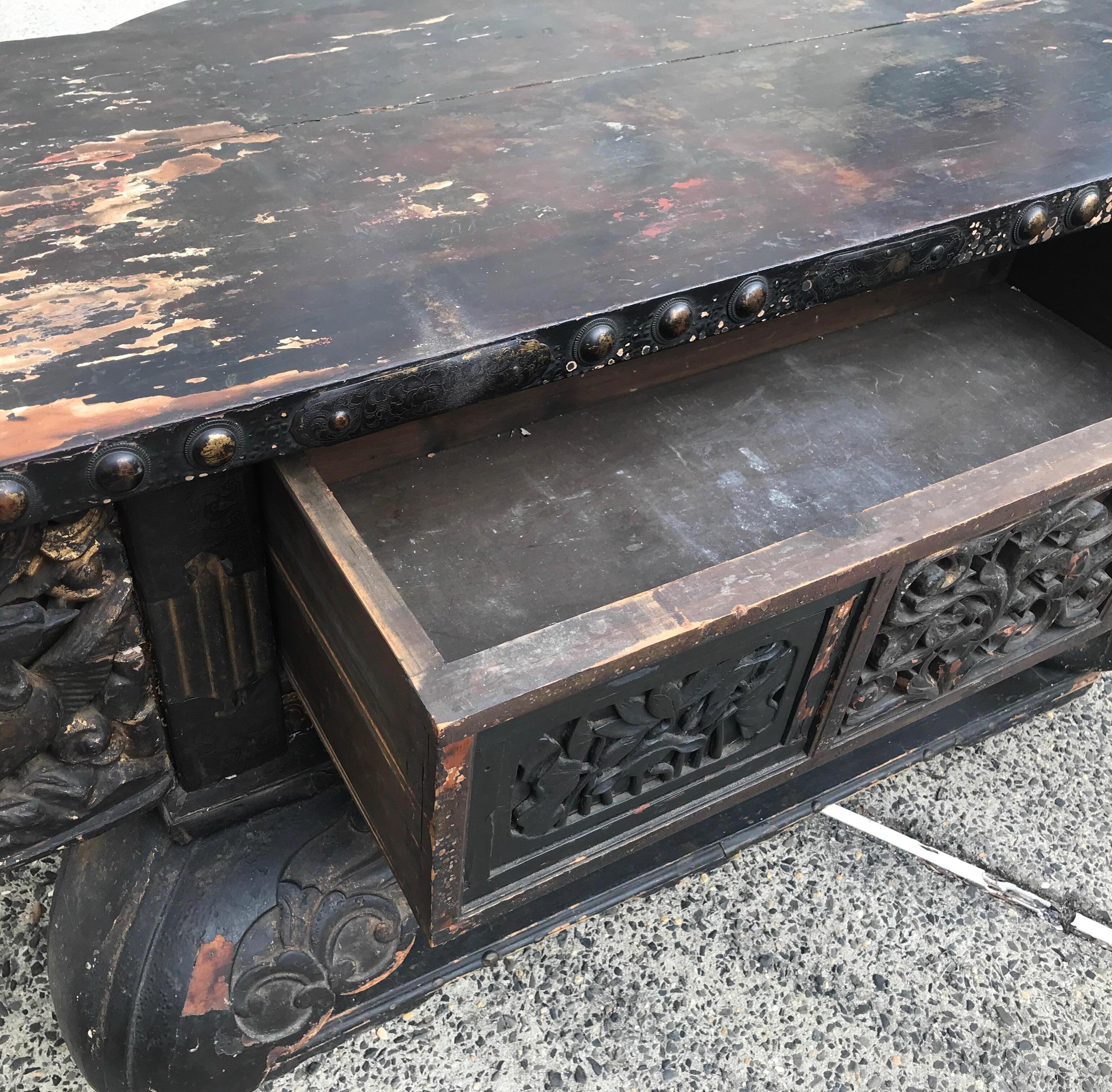 Antique Japanese Alter Table Console Edo Period In Fair Condition In Lambertville, NJ