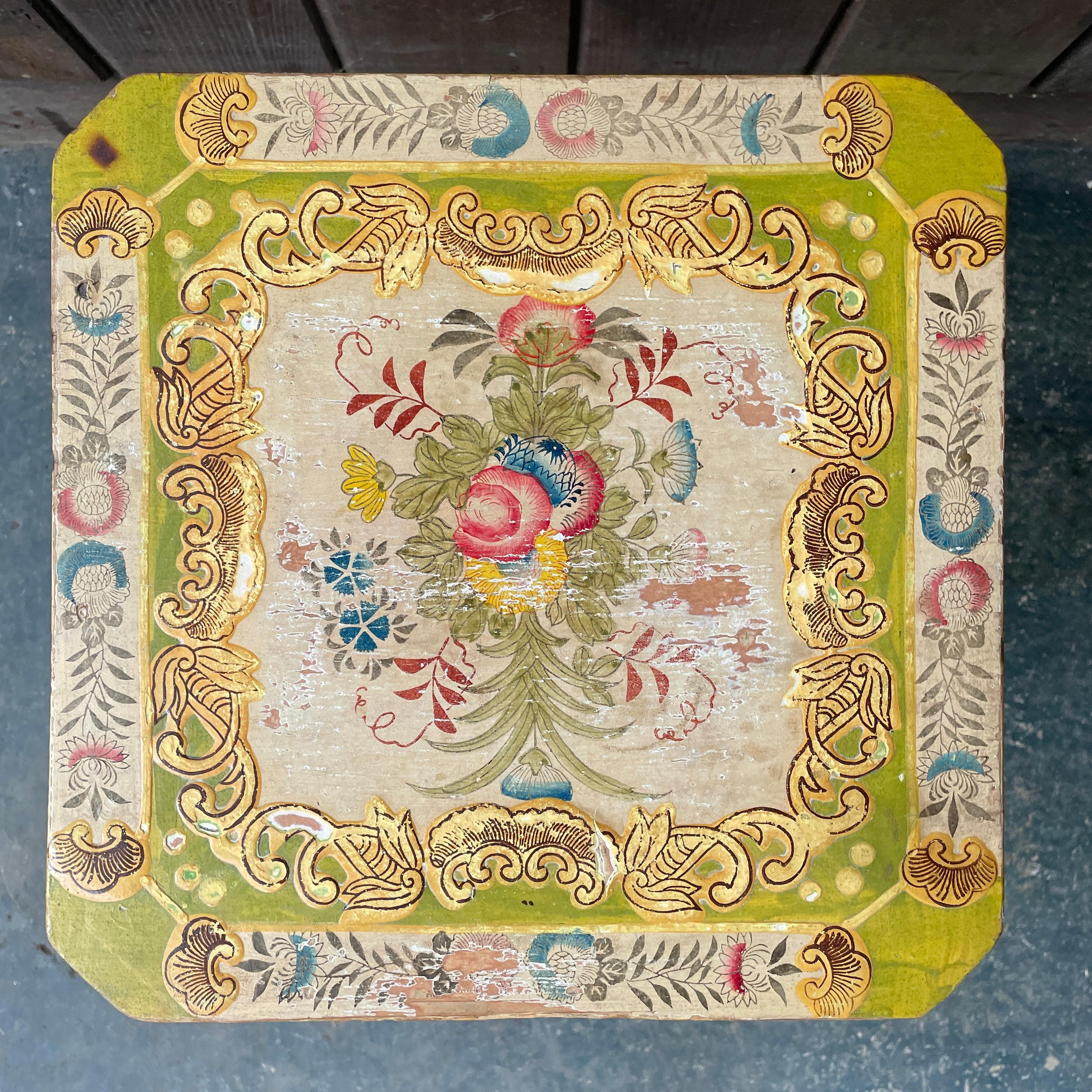 Fait main Arte Antiques Japonais Amish Table Folk Art Peint à la main Floral Plant Stand en vente
