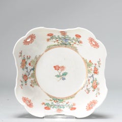 Antique Japanese Arita Kakiemon Unusual Shaped Bowl Flowers Shibata, 1670-1700