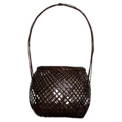 Panier japonais ancien en bambou avec poignée, début du 20ème siècle