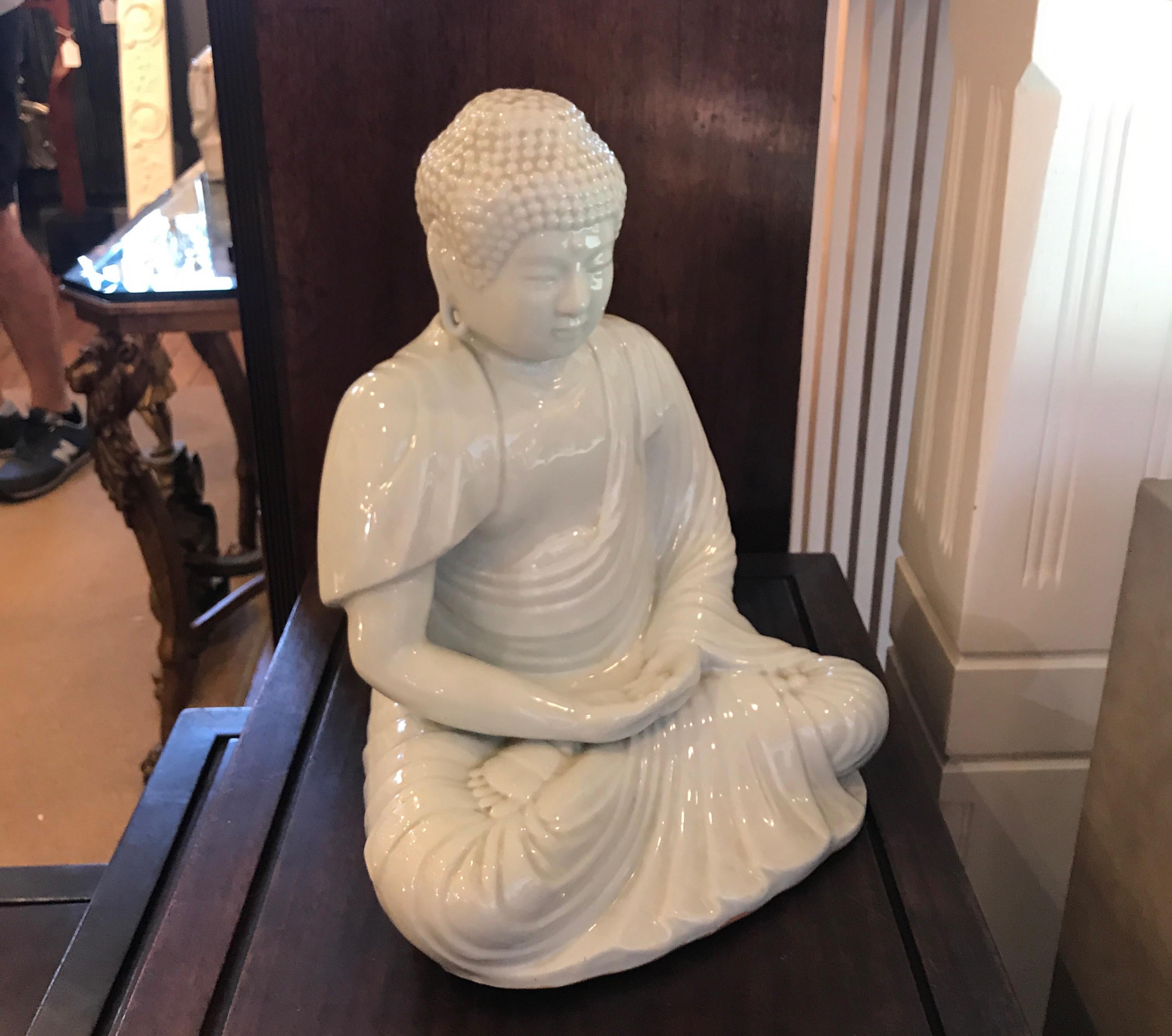 Antiker japanischer Blanc de Chine-Buddha im Angebot 2