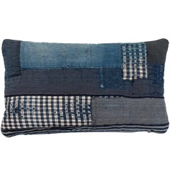 Coussin japonais ancien en textile Boro