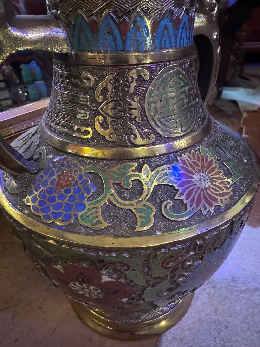 Inconnu Urne ancienne en bronze japonais cloisonné/champlevé en vente