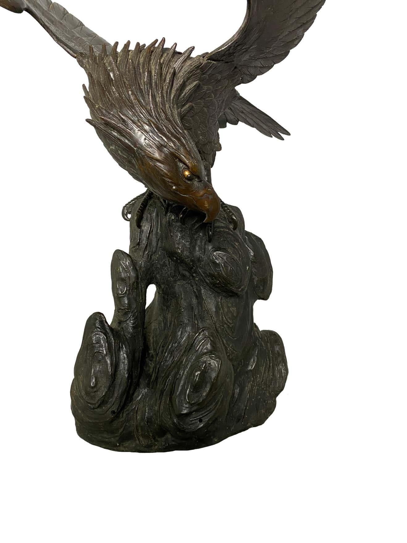 Antique Japanese Bronze Eagle from the Meiji Period, 19th Century 6