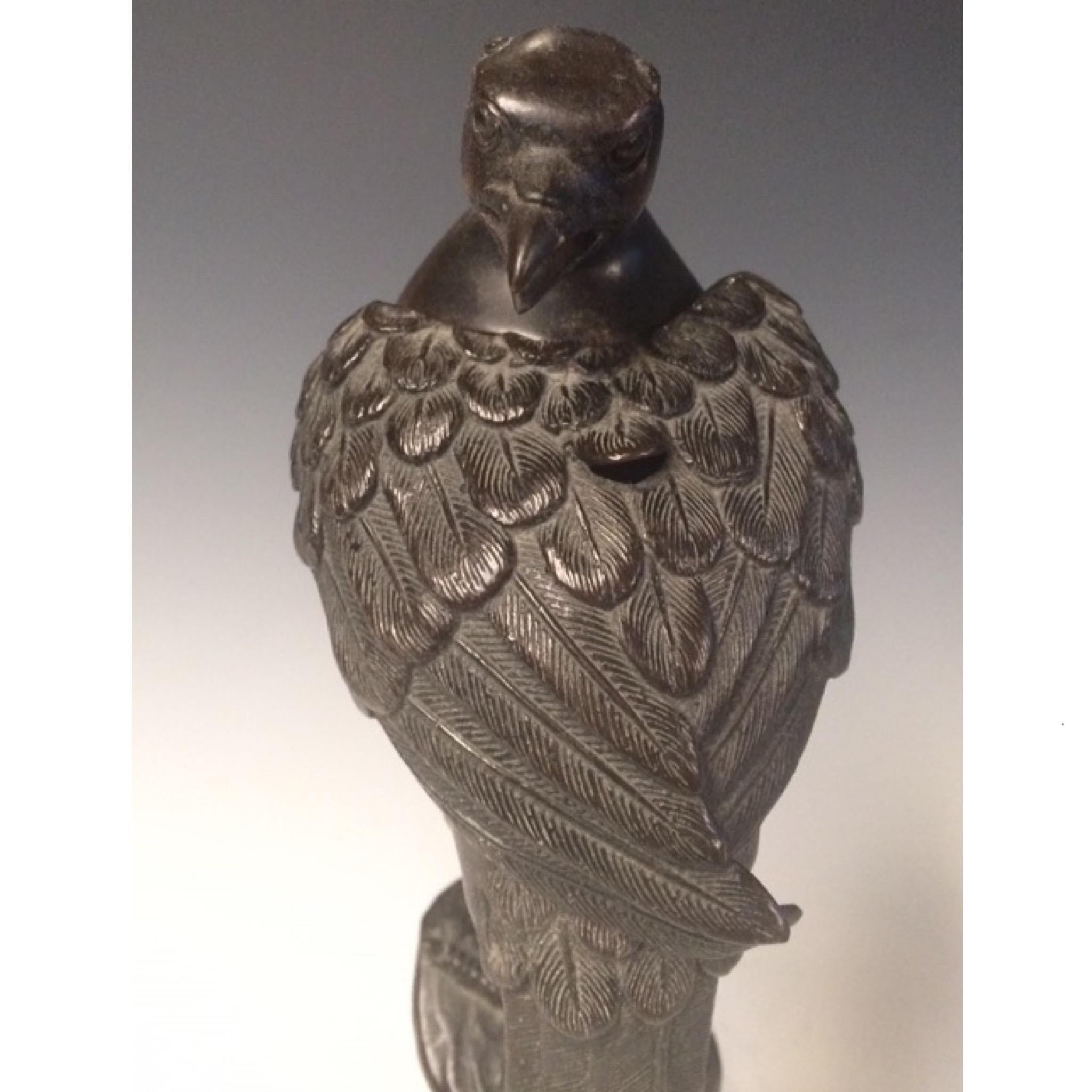 Brûleur d'encens japonais ancien en bronze, en forme d'oiseau en vente 6