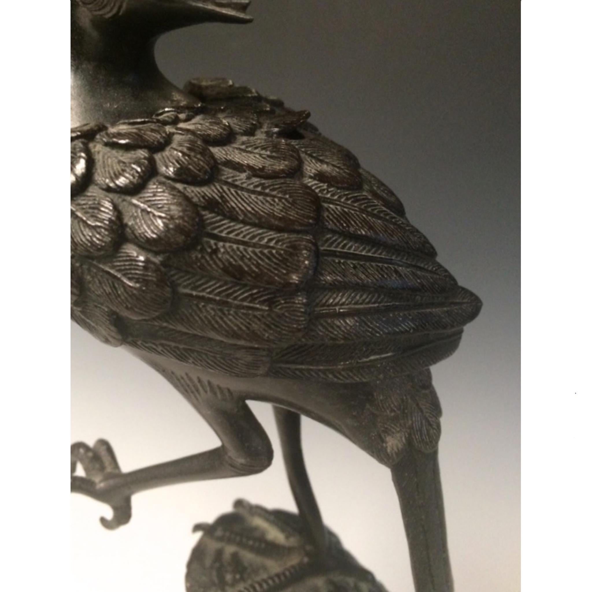 Brûleur d'encens japonais ancien en bronze, en forme d'oiseau en vente 9