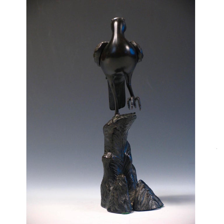 Brûleur d'encens japonais en bronze coulé de la période Meiji avec Kirin et dragons:: Koro sur