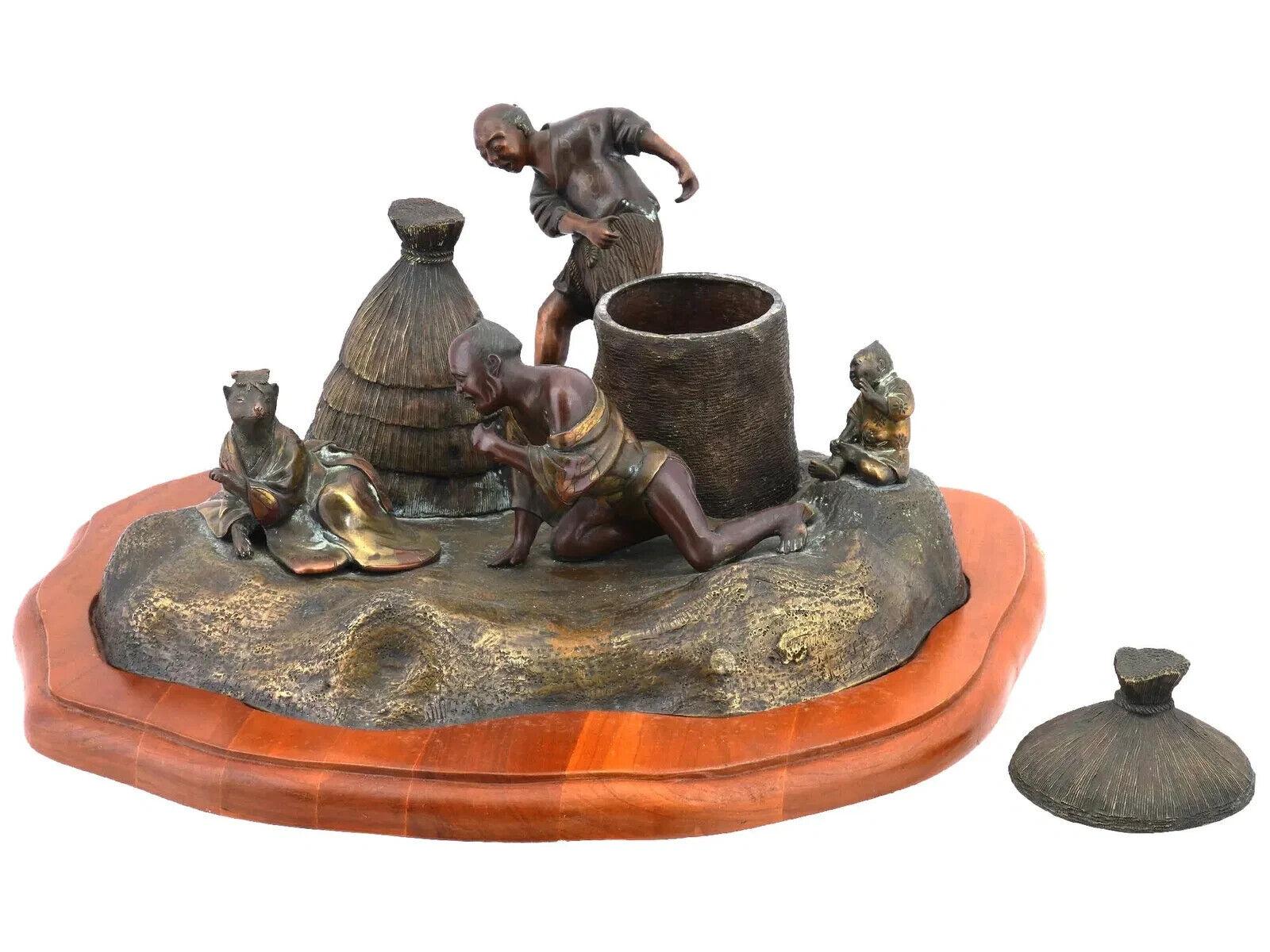 Antique Japanese Bronze Inkwell W Tanuki 19Th C In Good Condition In Long Island City, NY