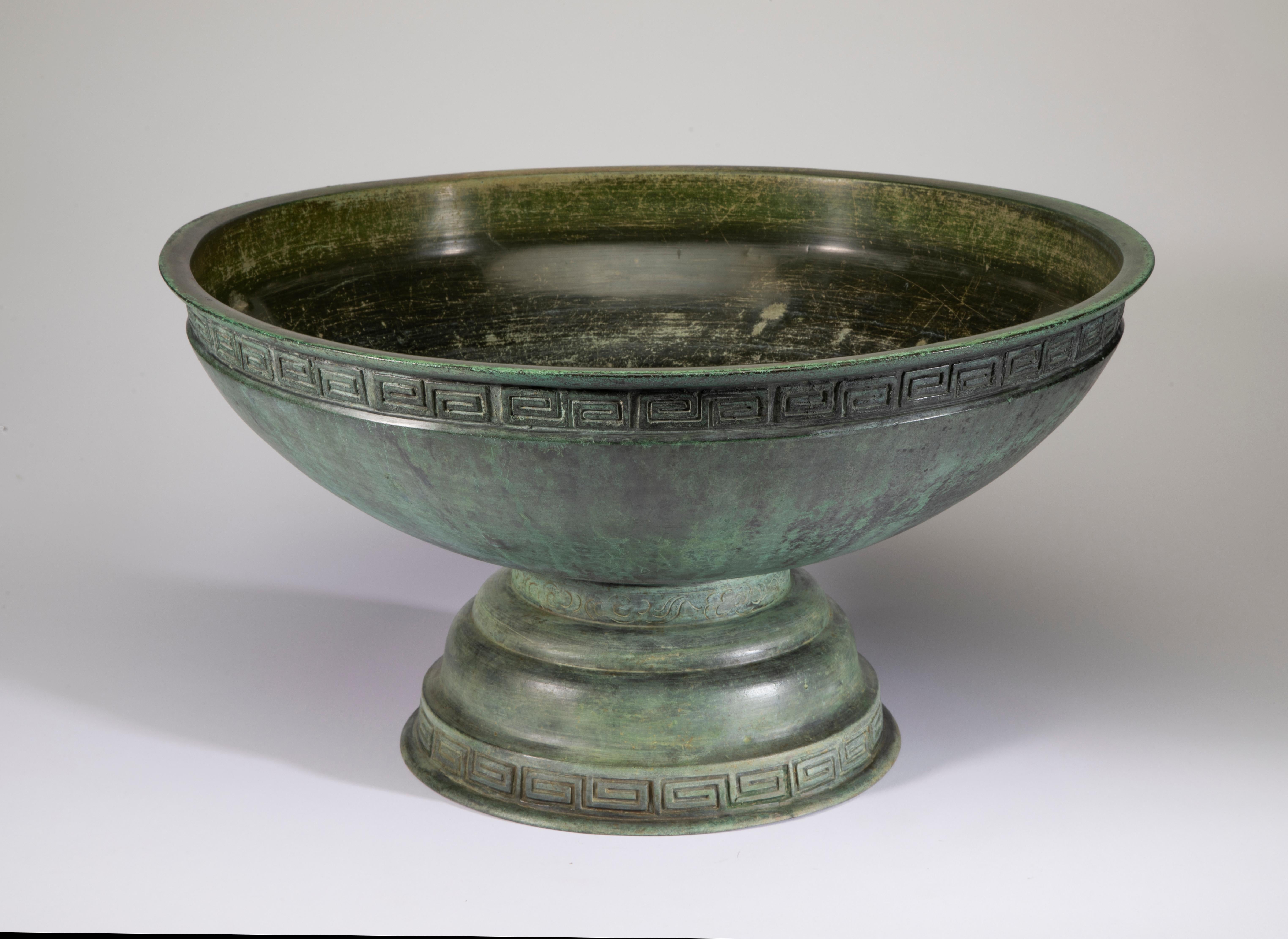 Antique Japanese bronze water bowl.
Beautiful water bowl and patina.
Hand-Crafted Design.
Mid Meiji 1868 - 1912.
Bowl top diameter 24 1/2