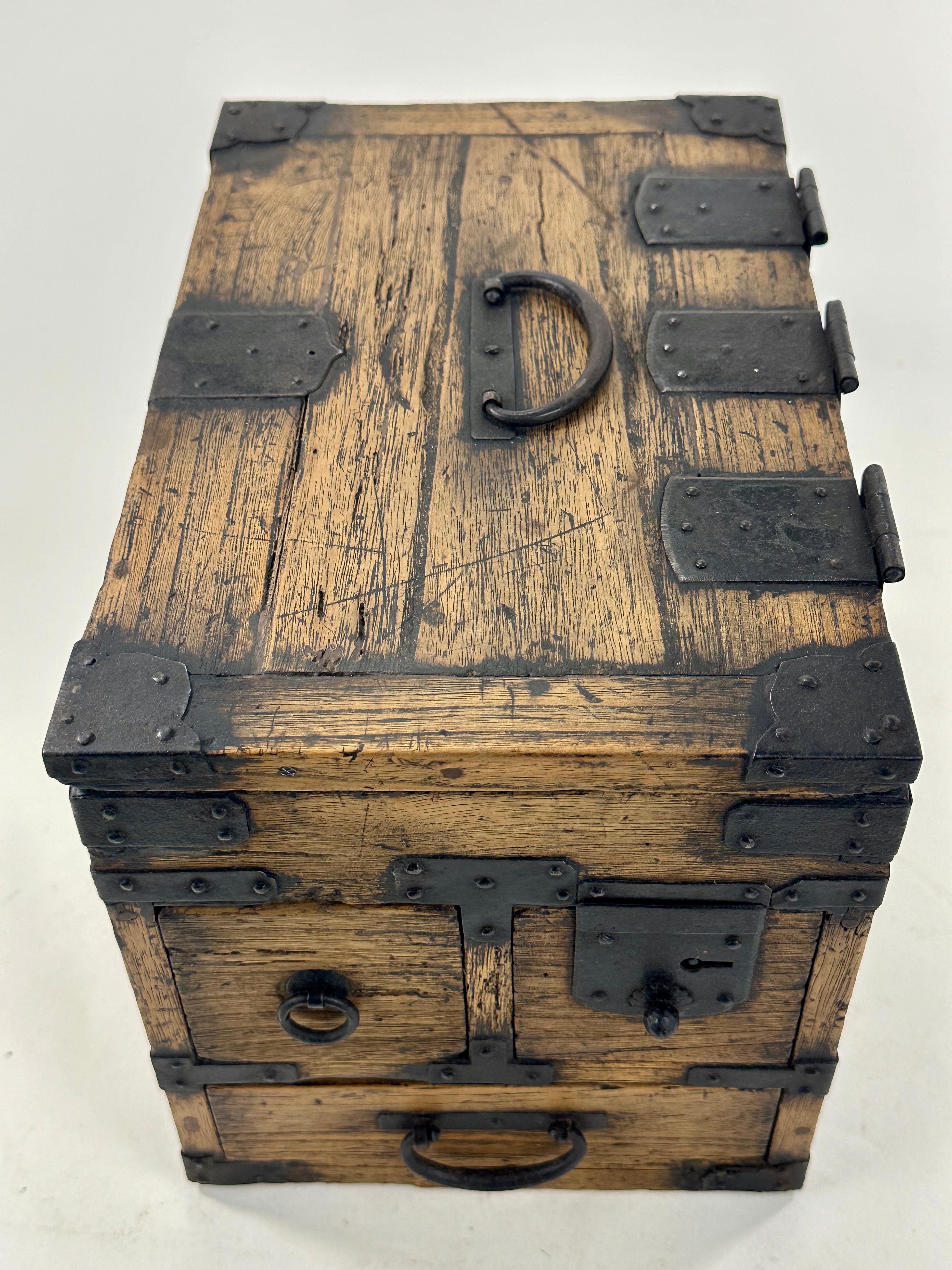 19th Century Antique Japanese c1880’s Kiri Wood Suzuribako Calligraphy Tansu Chest 12
