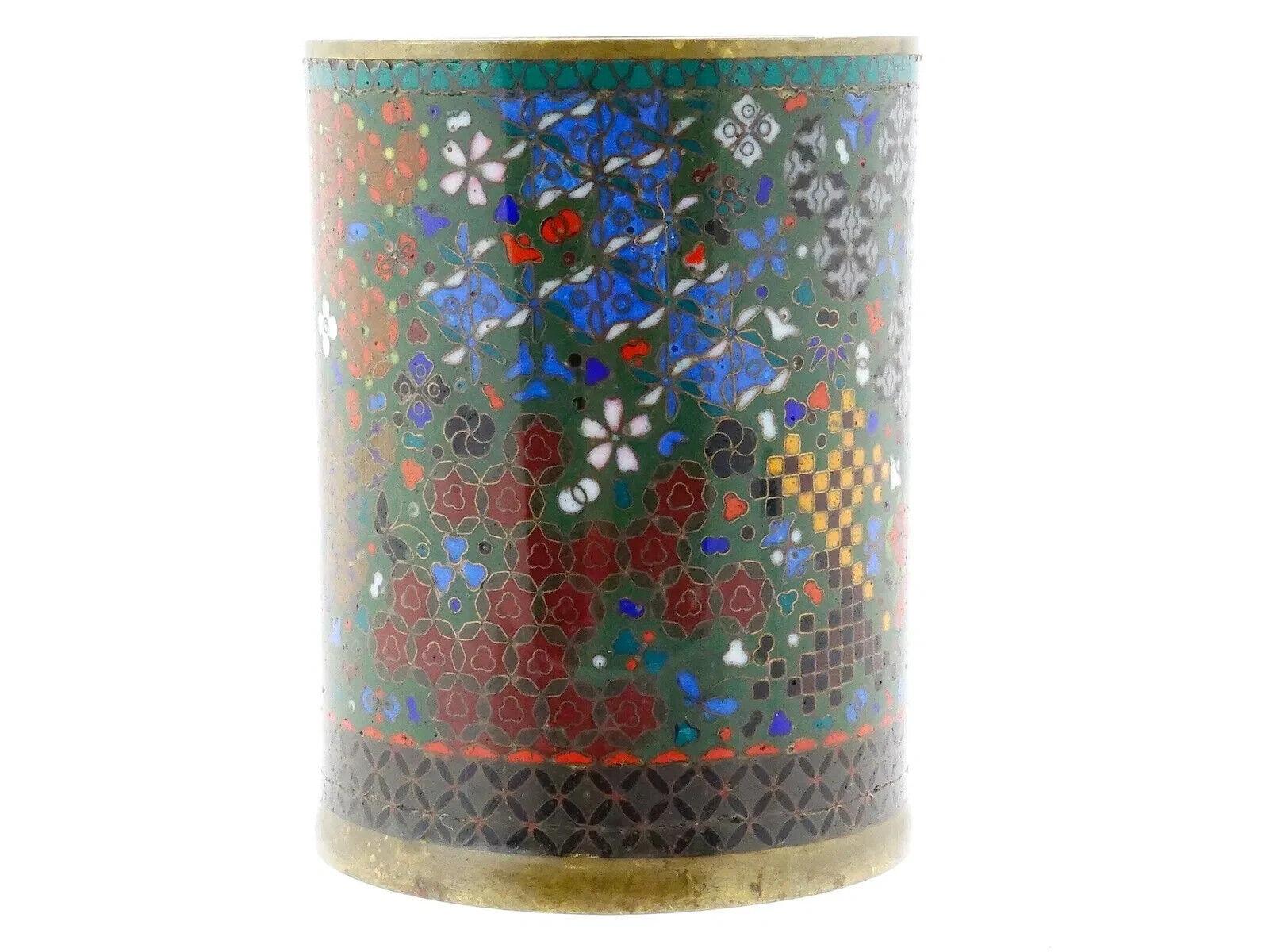 Meiji Antico pennello giapponese in smalto cloisonne con motivi geometrici, pennello vaso GOTO in vendita