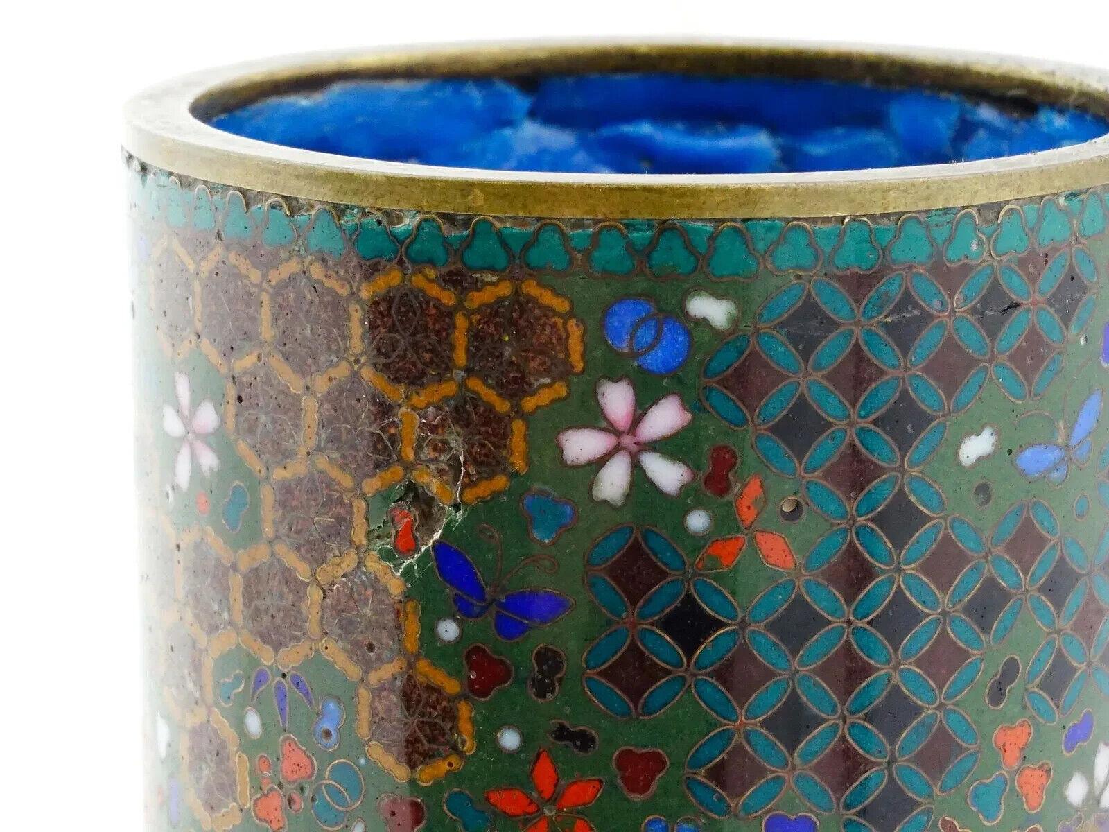 XIX secolo Antico pennello giapponese in smalto cloisonne con motivi geometrici, pennello vaso GOTO in vendita