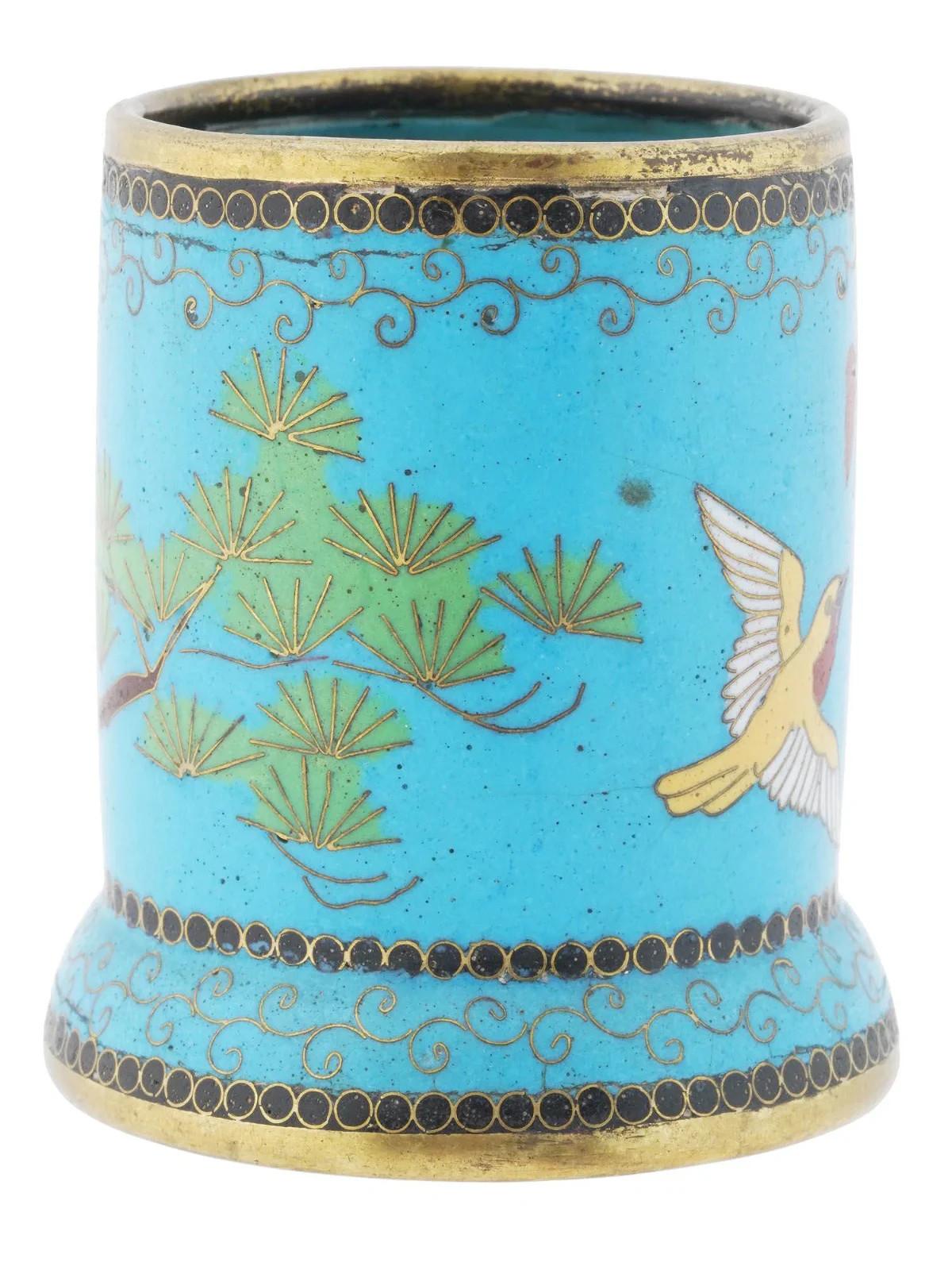 Antiker japanischer Cloisonné-Emaille-Pinseltopf im Zustand „Gut“ im Angebot in Long Island City, NY