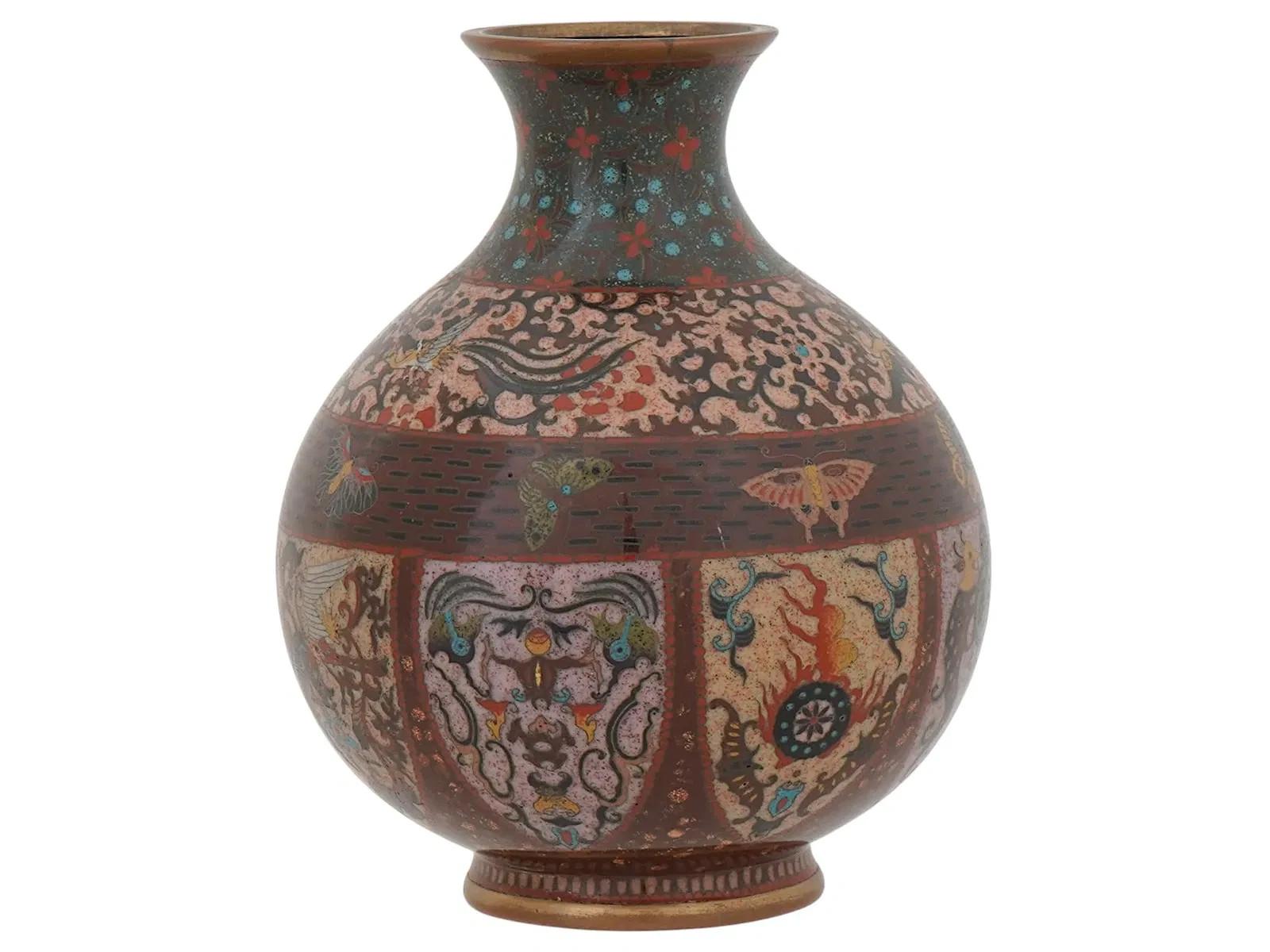 Giapponese Antique Japanese Cloisonne Enamel, Butterfly Dragon Vase Attributed Honda in vendita