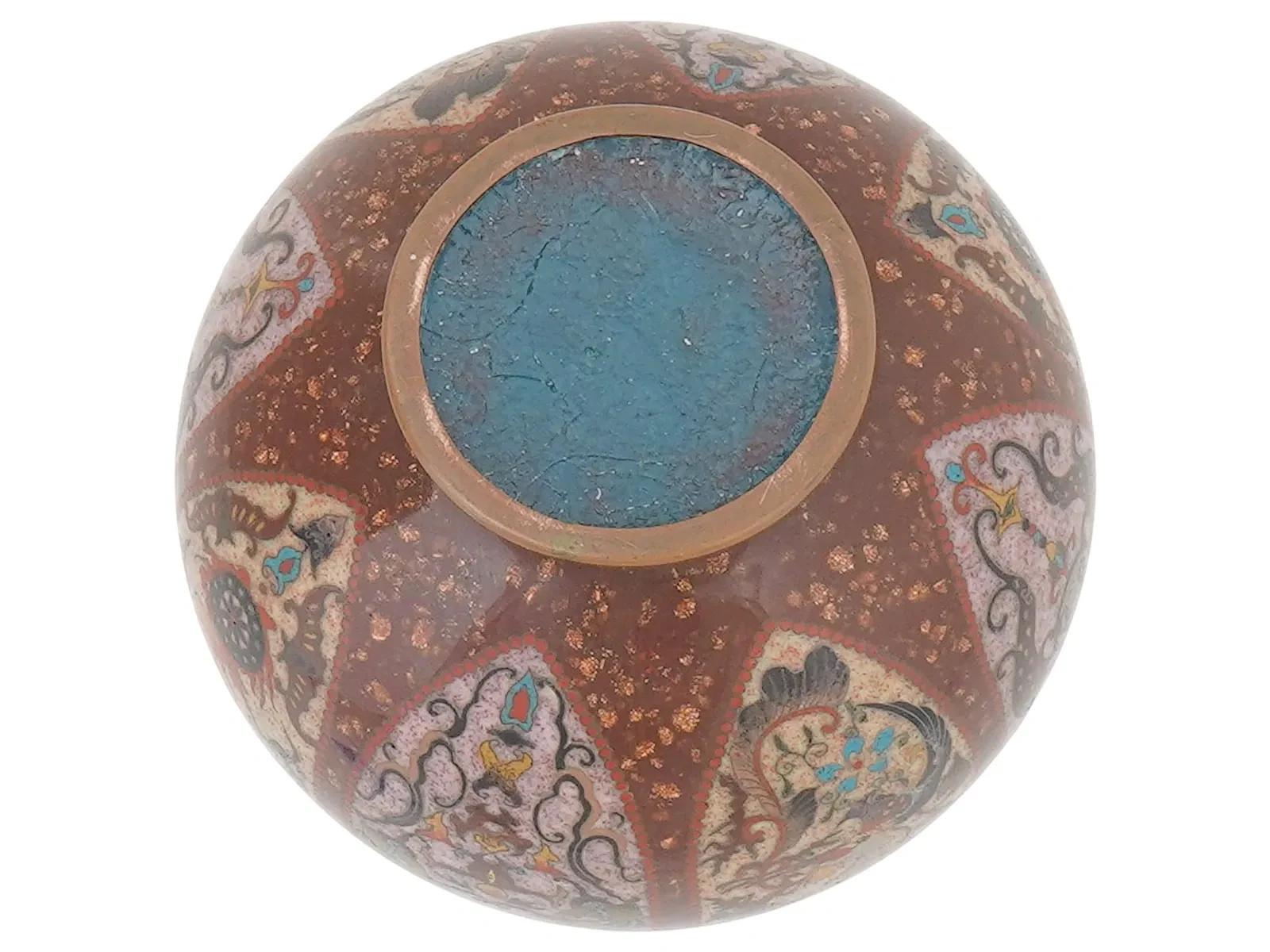 XIX secolo Antique Japanese Cloisonne Enamel, Butterfly Dragon Vase Attributed Honda in vendita