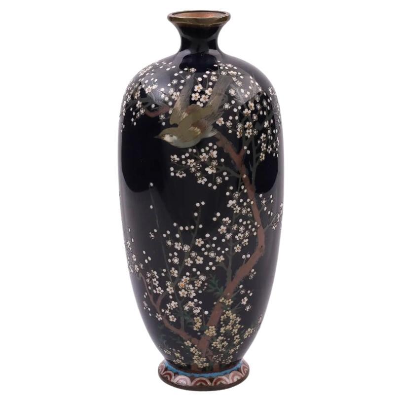 Vase à fleurs japonais ancien en émail cloisonné et fil d'argent
