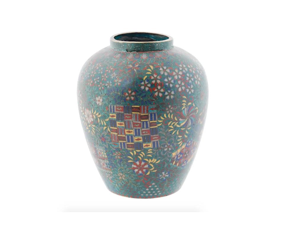 Cloissoné Antique Japanese Cloisonne Enamel Vase For Sale