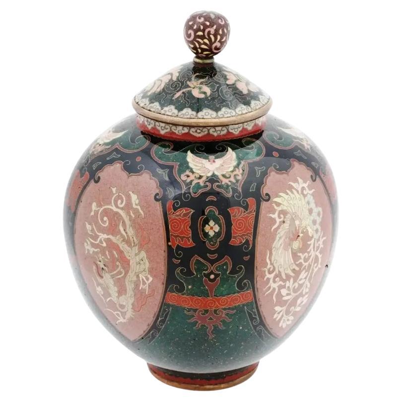 Antiguo Incensario Japonés de Cloisonné Meiji Esmalte de Piedra Dorada Koro con Dragones en venta