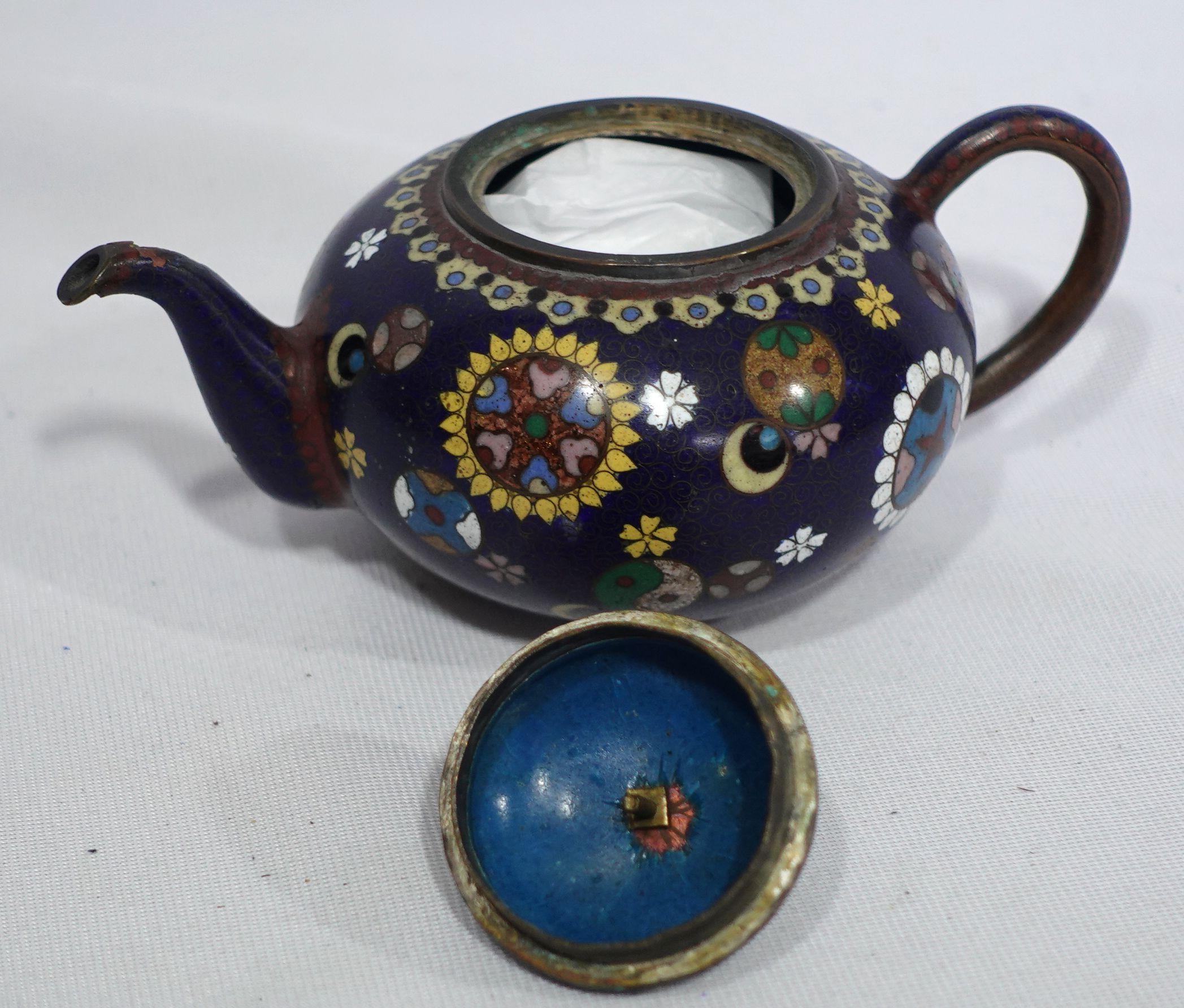Antique Japanese Cloisonné Meiji Period Teapot CO#05 For Sale 6