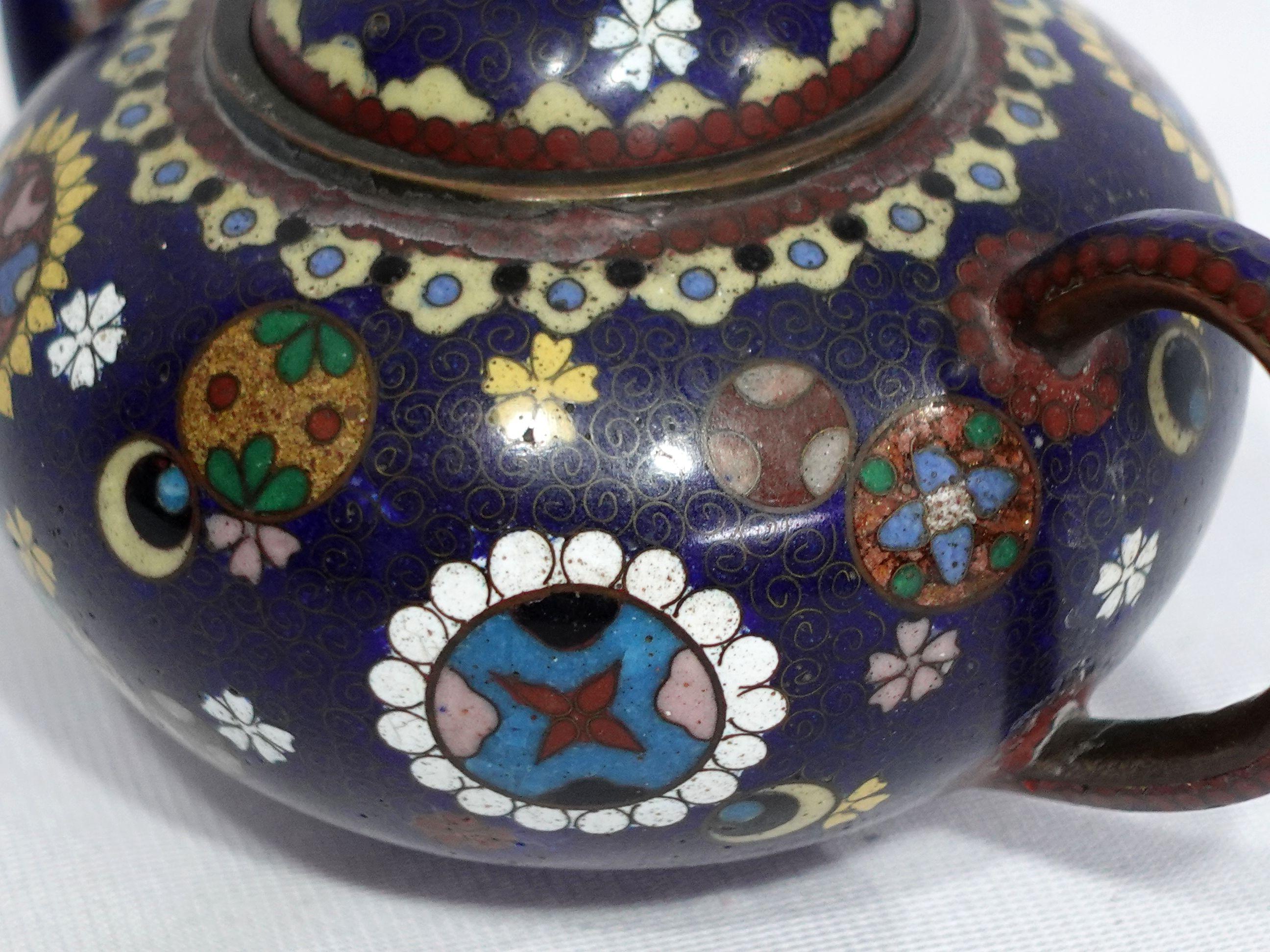 Antique Japanese Cloisonné Meiji Period Teapot CO#05 For Sale 1